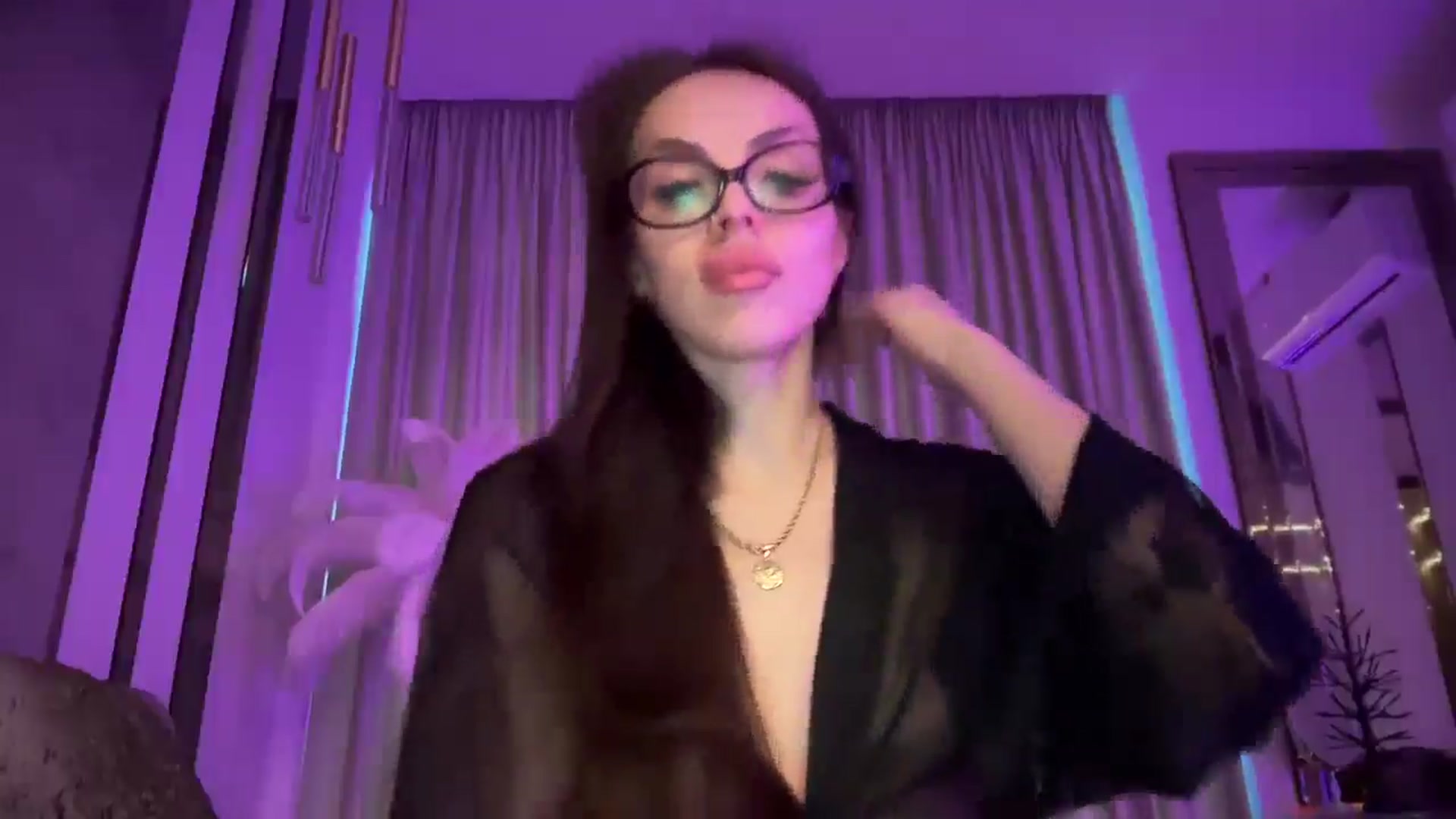Gallery image thumbnail from UGLYGIRL_'s myfreecams stream on, 02/04/2025, 06:01 image 4 of 20