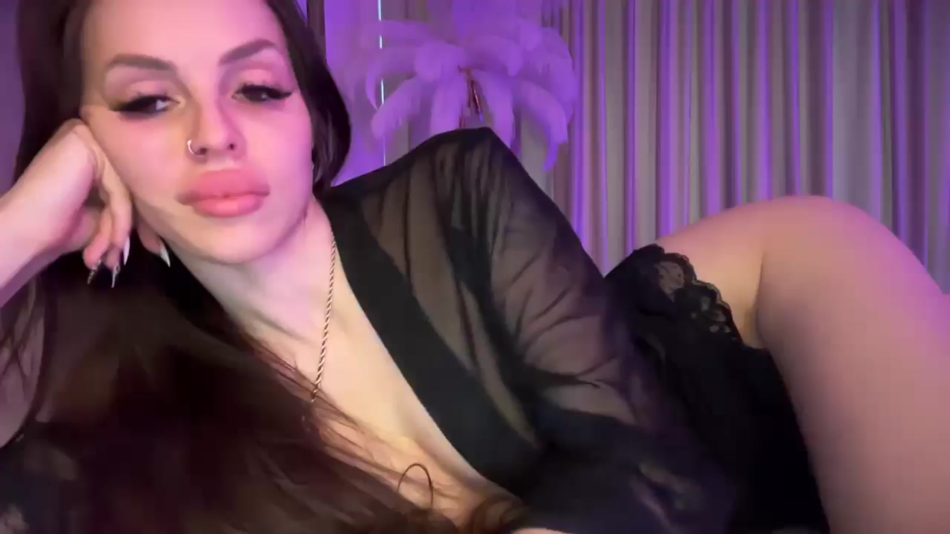 Gallery image thumbnail from UGLYGIRL_'s myfreecams stream on, 02/04/2025, 06:01 image 14 of 20