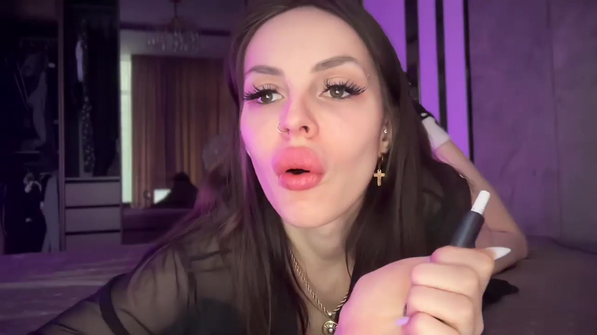 Gallery image thumbnail from UGLYGIRL_'s myfreecams stream on, 02/04/2025, 13:46 image 15 of 20
