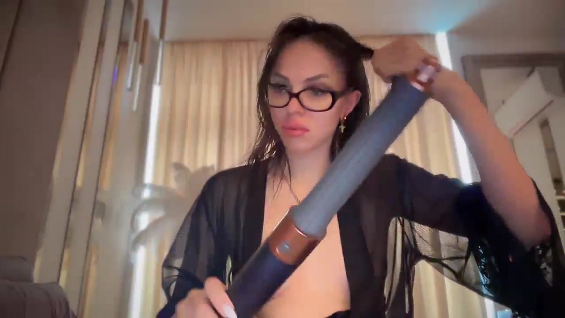 Gallery image thumbnail from UGLYGIRL_'s myfreecams stream on, 02/07/2025, 10:56 image 2 of 20