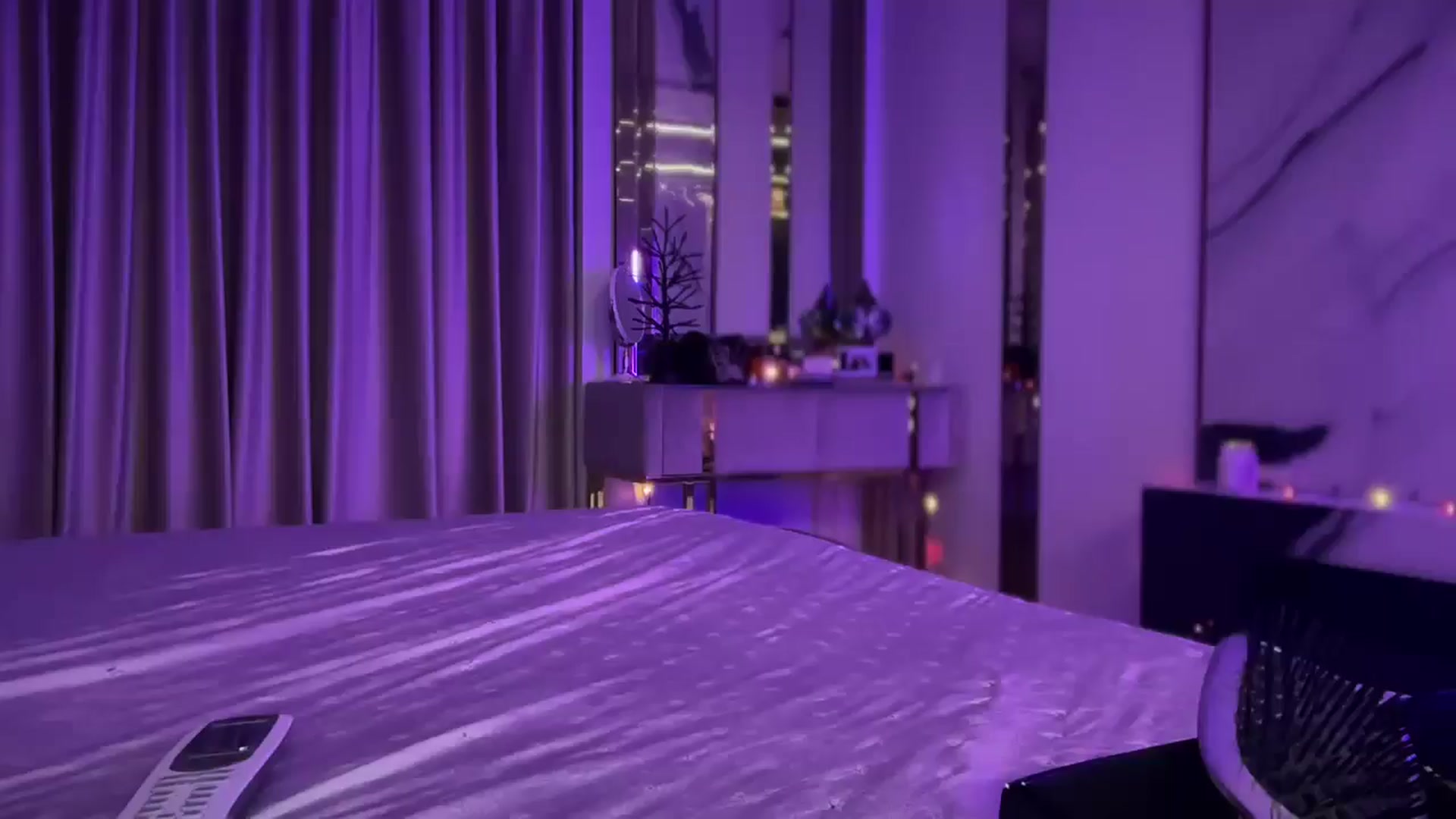 Gallery image thumbnail from UGLYGIRL_'s myfreecams stream on, 02/09/2025, 22:39 image 4 of 20