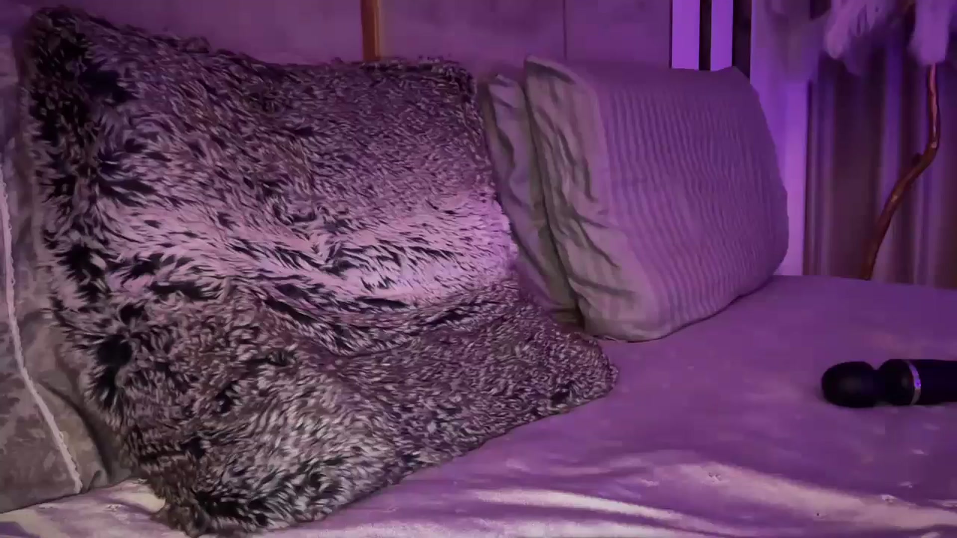 Gallery image thumbnail from UGLYGIRL_'s myfreecams stream on, 02/10/2025, 01:10 image 4 of 20