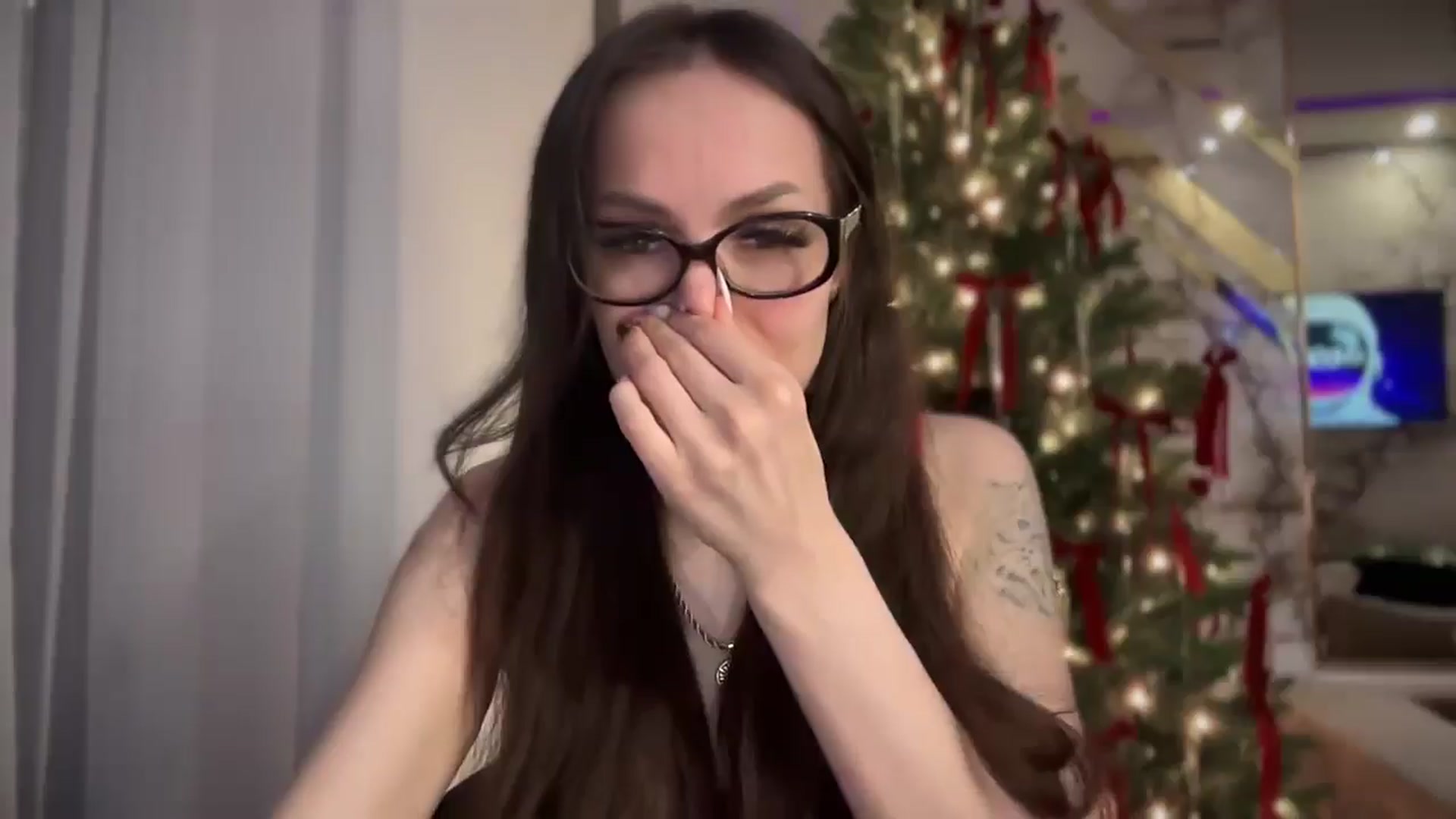 Gallery image thumbnail from UGLYGIRL_'s myfreecams stream on, 02/14/2025, 23:20 image 19 of 20