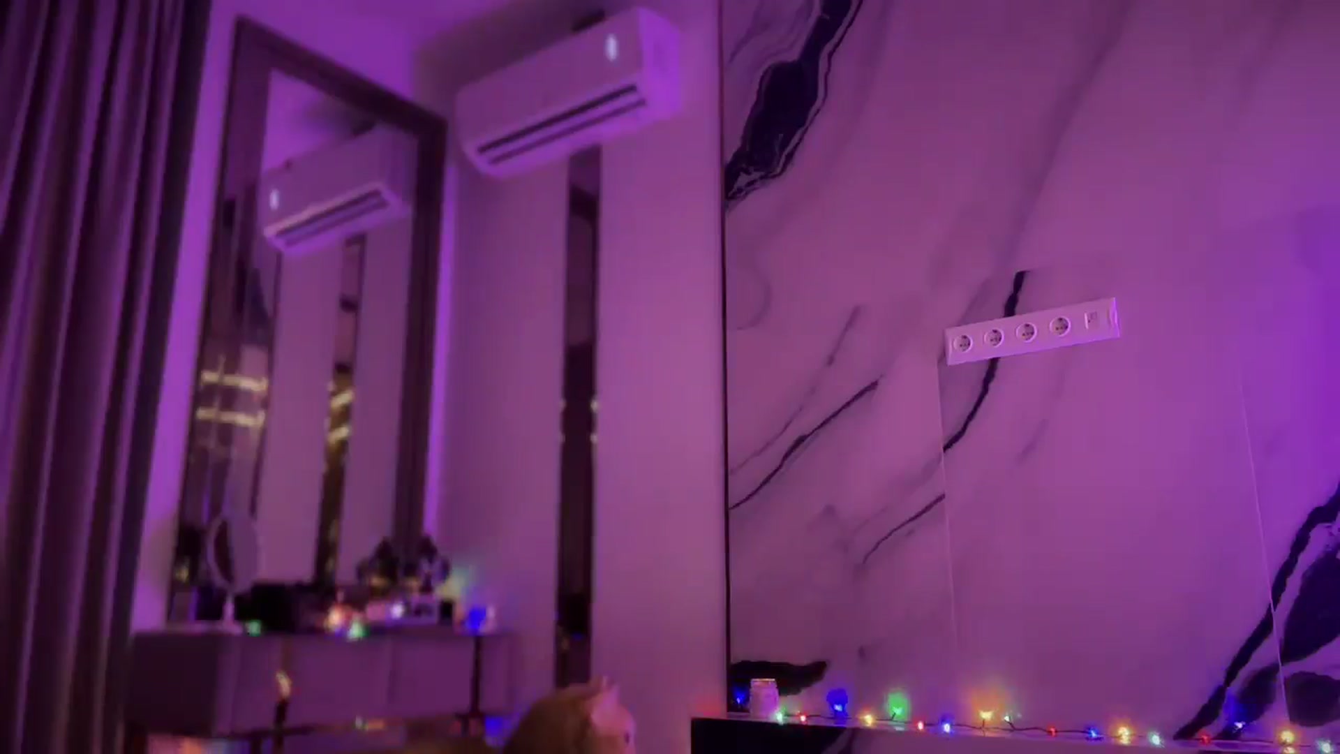 Gallery image thumbnail from UGLYGIRL_'s myfreecams stream on, 02/16/2025, 23:34 image 12 of 20