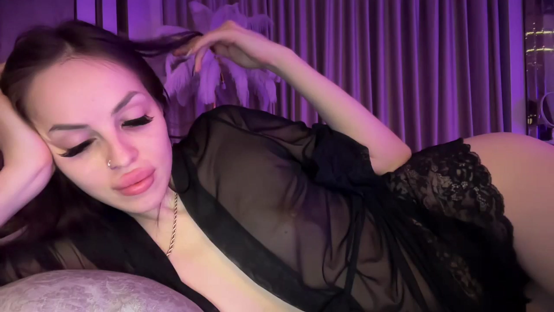 Gallery image thumbnail from UGLYGIRL_'s myfreecams stream on, 02/17/2025, 04:37 image 8 of 20