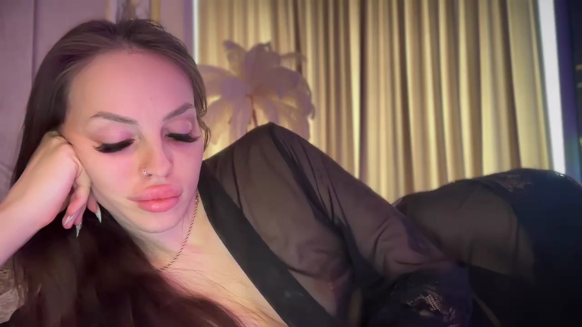 Gallery image thumbnail from UGLYGIRL_'s myfreecams stream on, 02/17/2025, 06:56 image 20 of 20