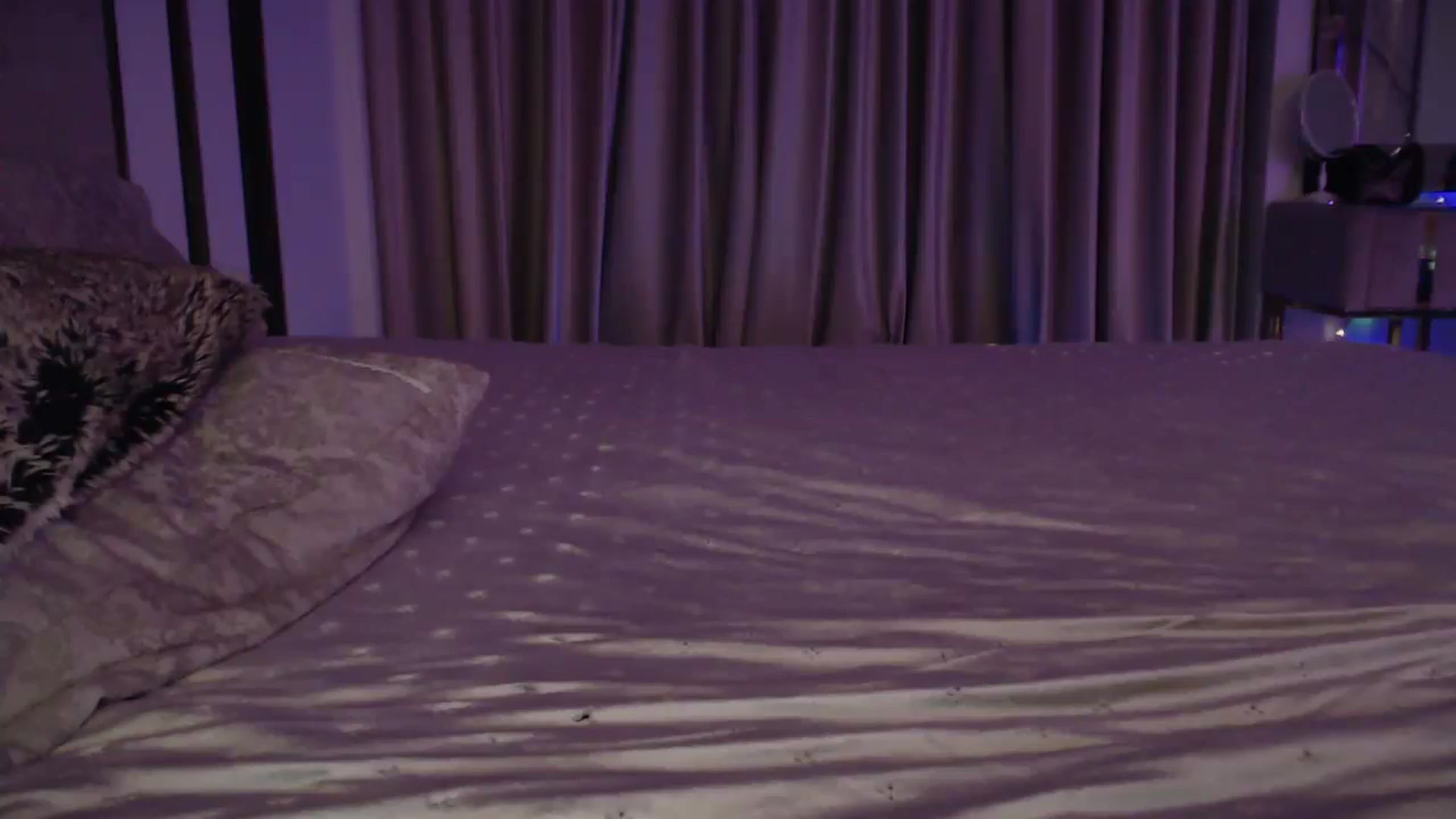 Gallery image thumbnail from UGLYGIRL_'s myfreecams stream on, 02/18/2025, 02:12 image 19 of 20