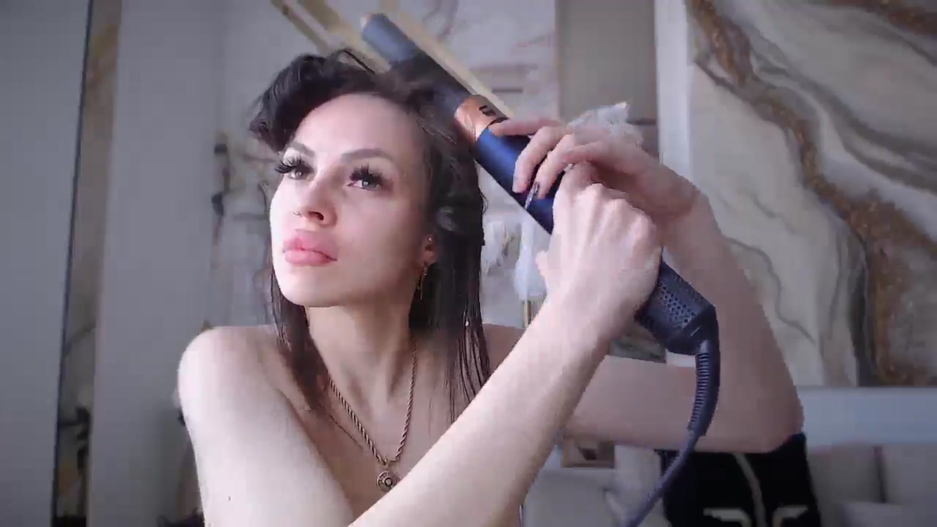 Gallery image thumbnail from UGLYGIRL_'s myfreecams stream on, 02/24/2025, 11:07 image 5 of 20