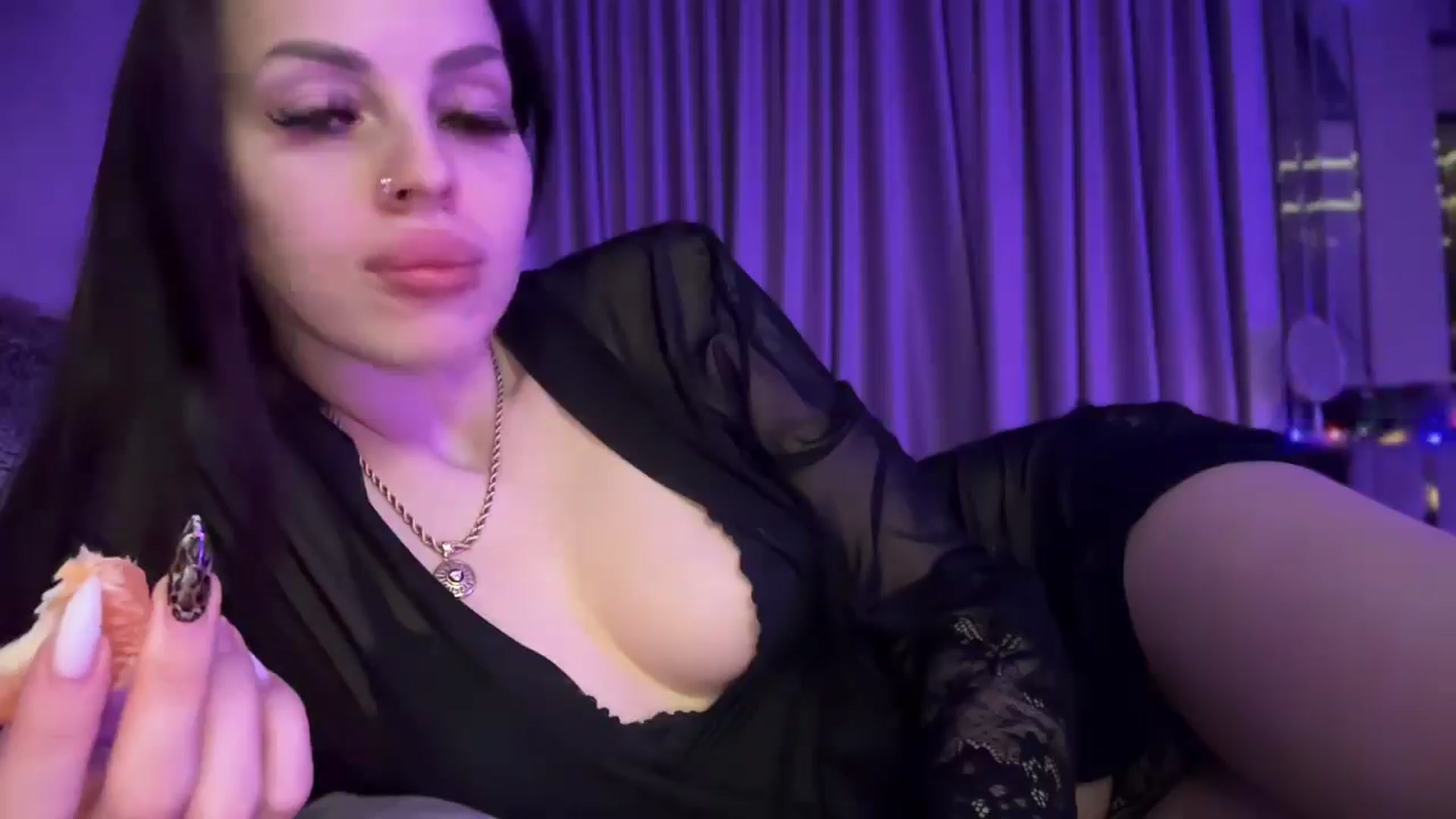 Gallery image thumbnail from UGLYGIRL_'s myfreecams stream on, 02/26/2025, 24:49 image 11 of 20