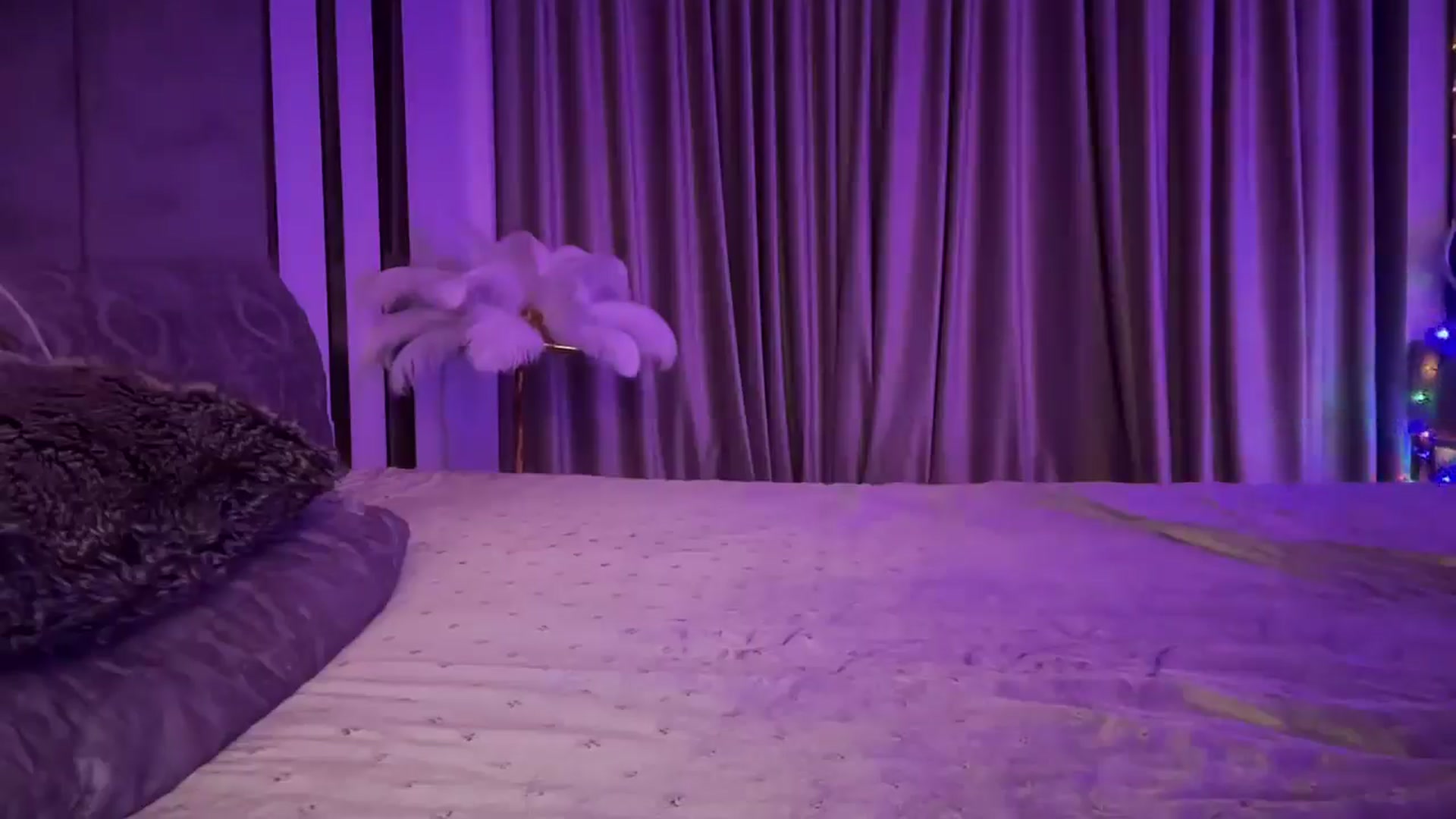 Gallery image thumbnail from UGLYGIRL_'s myfreecams stream on, 03/01/2025, 02:50 image 18 of 20