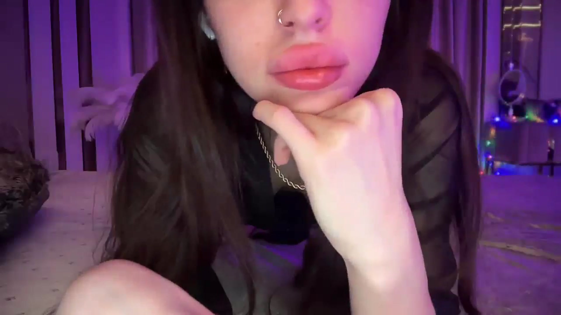 Gallery image thumbnail from UGLYGIRL_'s myfreecams stream on, 03/02/2025, 24:00 image 2 of 20