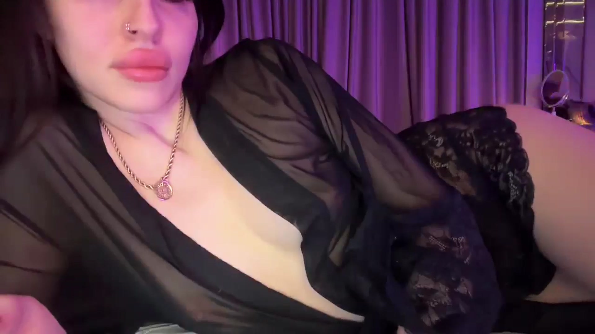 Gallery image thumbnail from UGLYGIRL_'s myfreecams stream on, 03/02/2025, 24:00 image 4 of 20