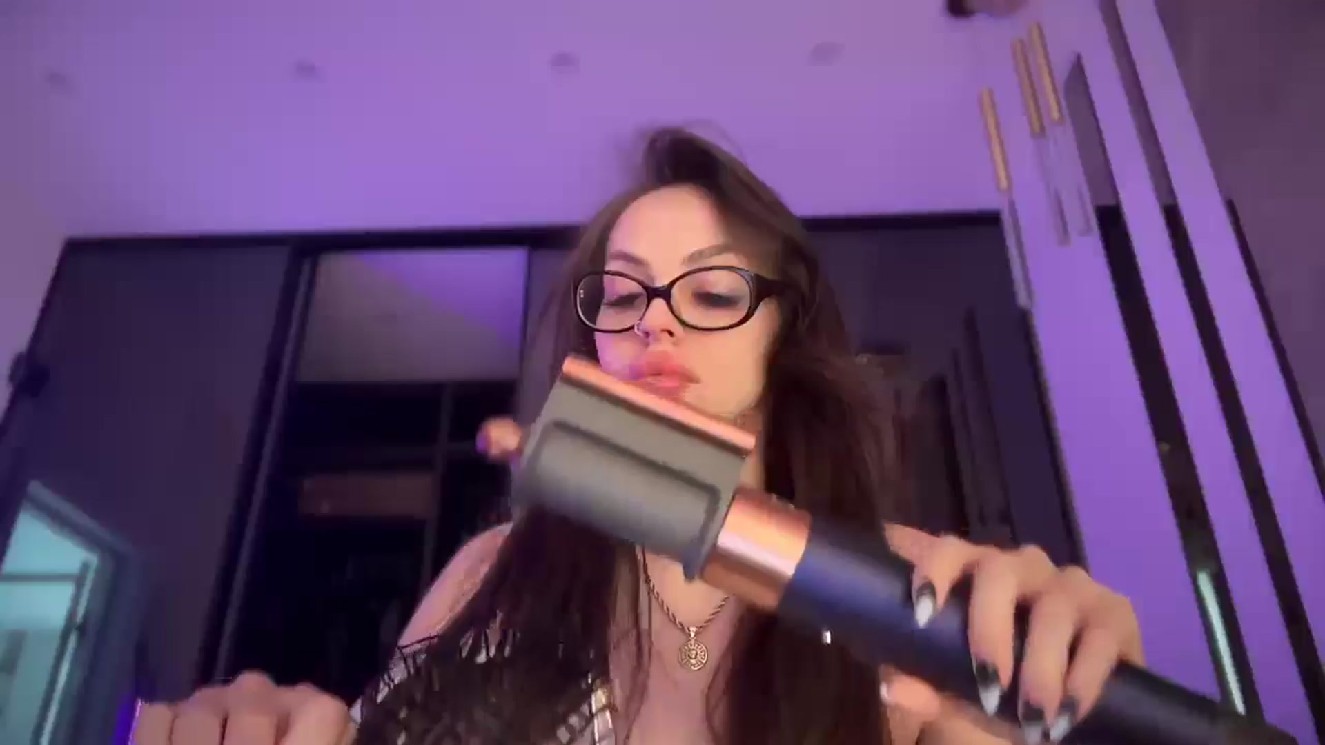 Gallery image thumbnail from UGLYGIRL_'s myfreecams stream on, 03/04/2025, 09:59 image 18 of 20