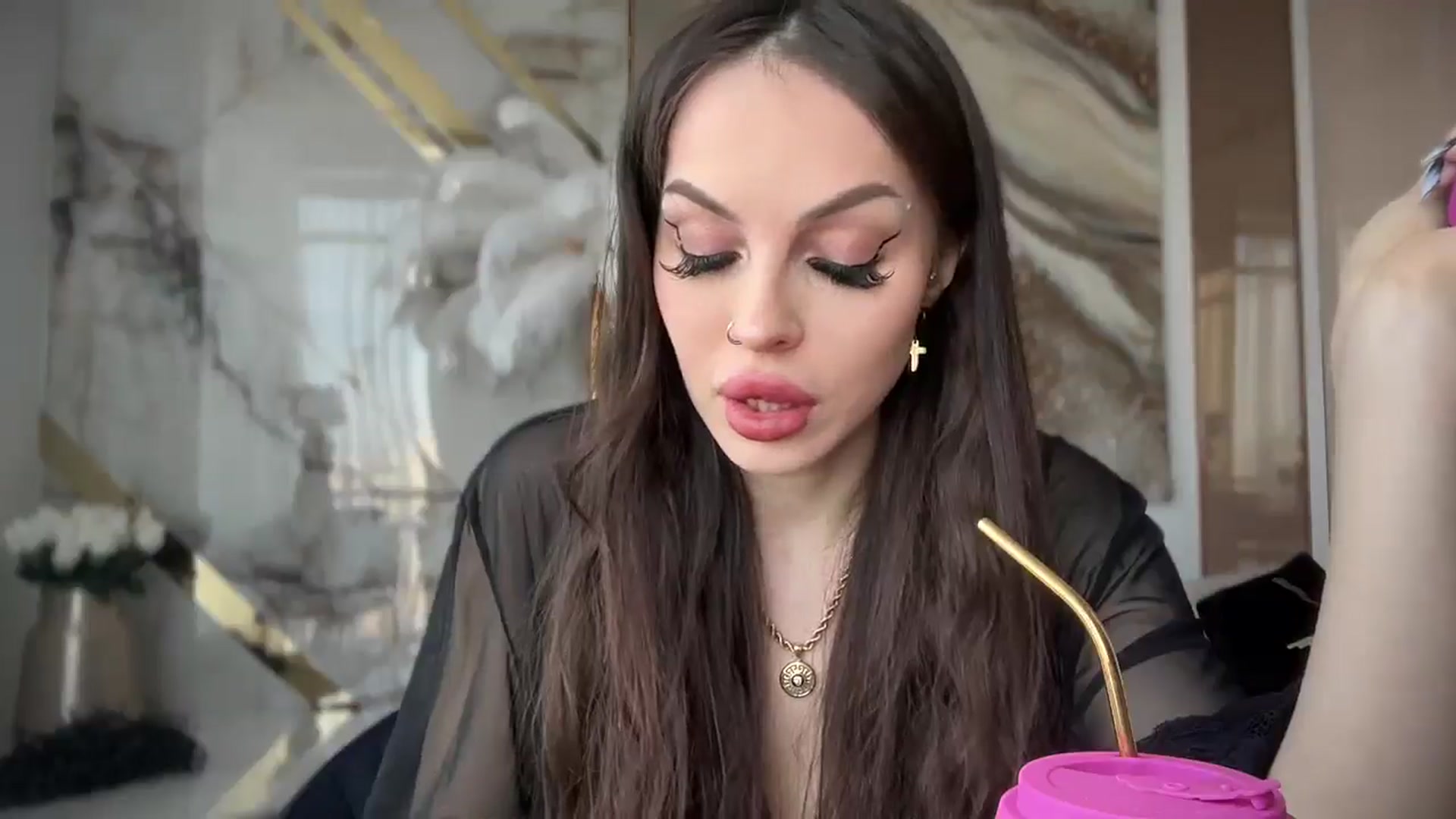 Gallery image thumbnail from UGLYGIRL_'s myfreecams stream on, 03/06/2025, 11:06 image 17 of 20
