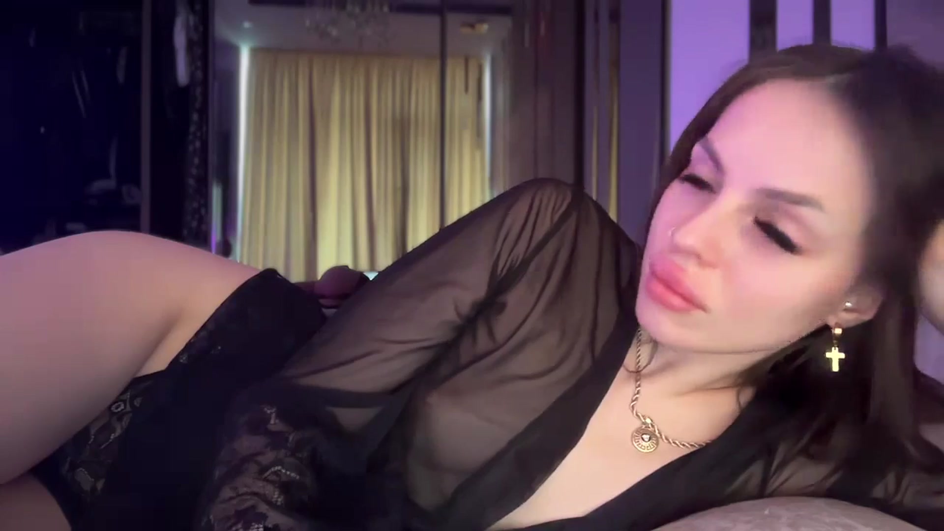 Gallery image thumbnail from UGLYGIRL_'s myfreecams stream on, 03/07/2025, 10:38 image 8 of 20