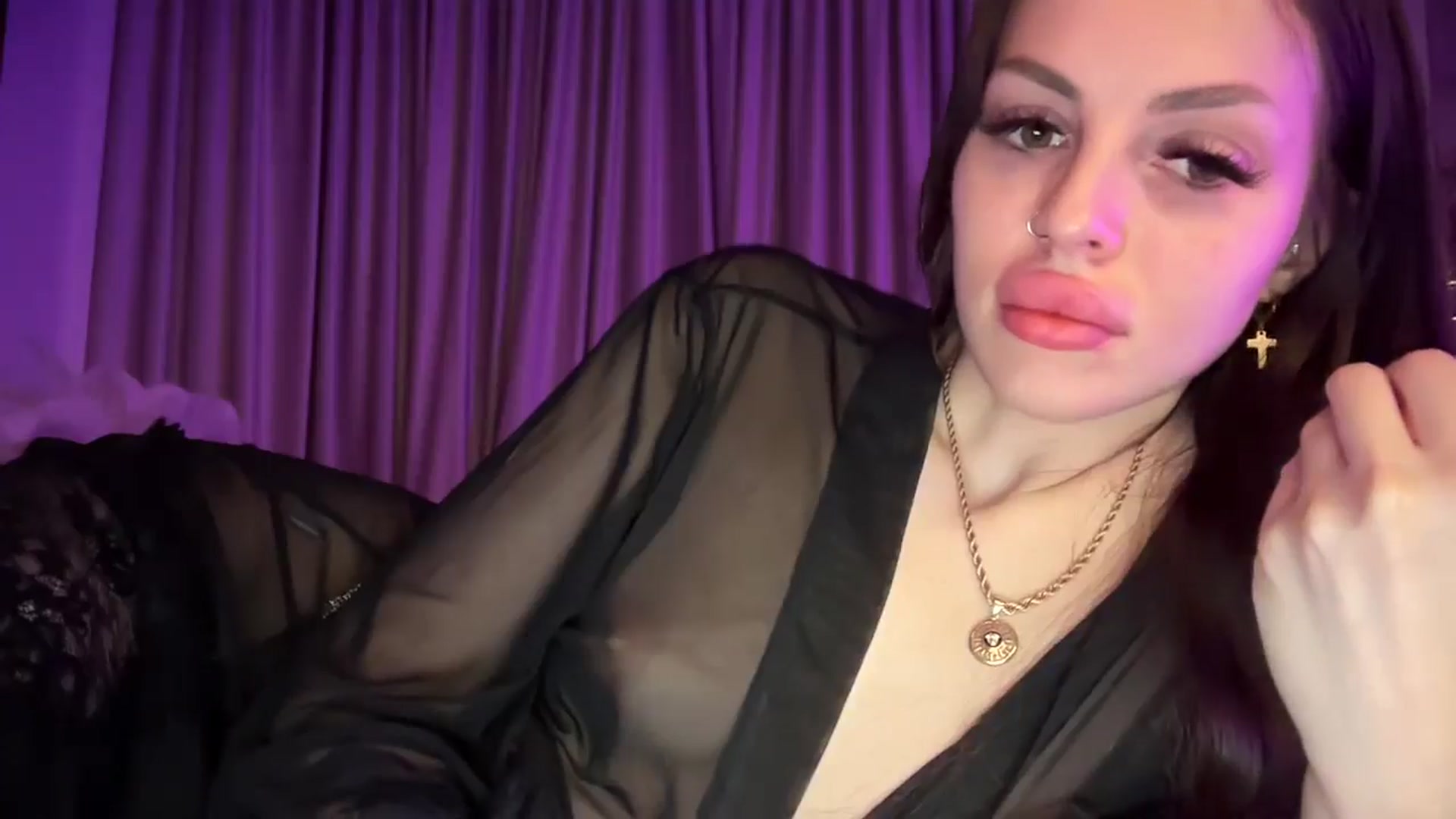 Gallery image thumbnail from UGLYGIRL_'s myfreecams stream on, 03/07/2025, 22:36 image 13 of 20