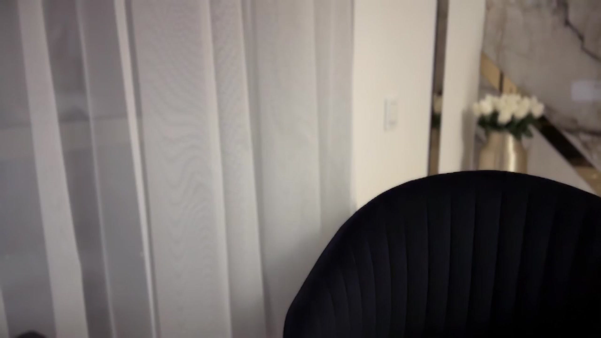 Gallery image thumbnail from UGLYGIRL_'s myfreecams stream on, 03/09/2025, 24:28 image 18 of 20