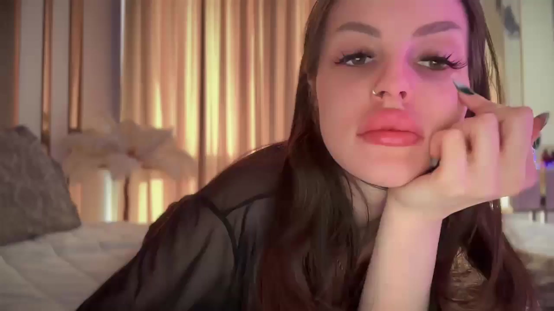 Gallery image thumbnail from UGLYGIRL_'s myfreecams stream on, 03/10/2025, 05:30 image 12 of 20