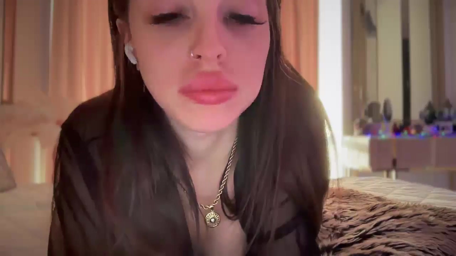Gallery image thumbnail from UGLYGIRL_'s myfreecams stream on, 03/10/2025, 05:30 image 6 of 20
