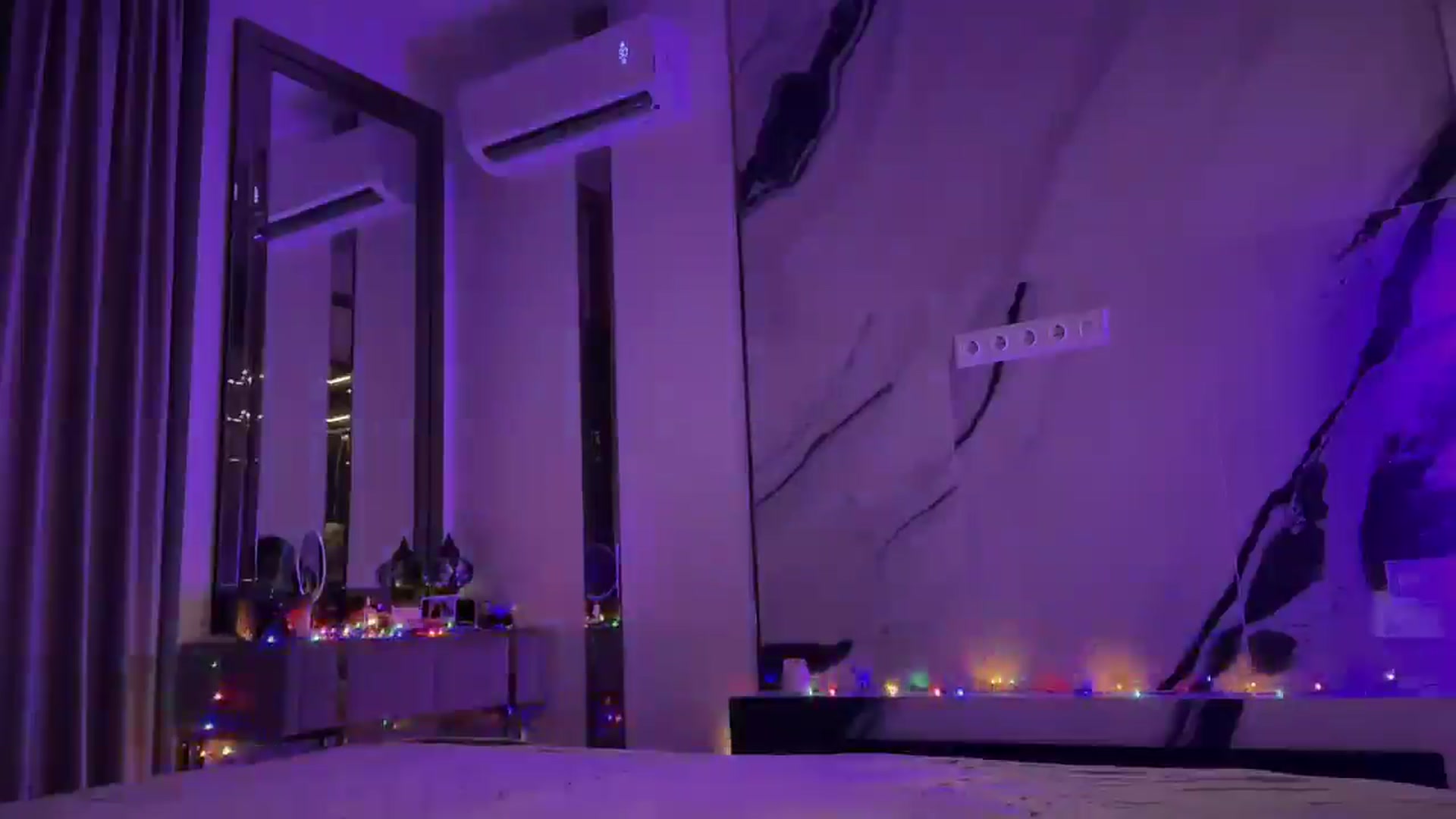 Gallery image thumbnail from UGLYGIRL_'s myfreecams stream on, 03/11/2025, 23:21 image 20 of 20