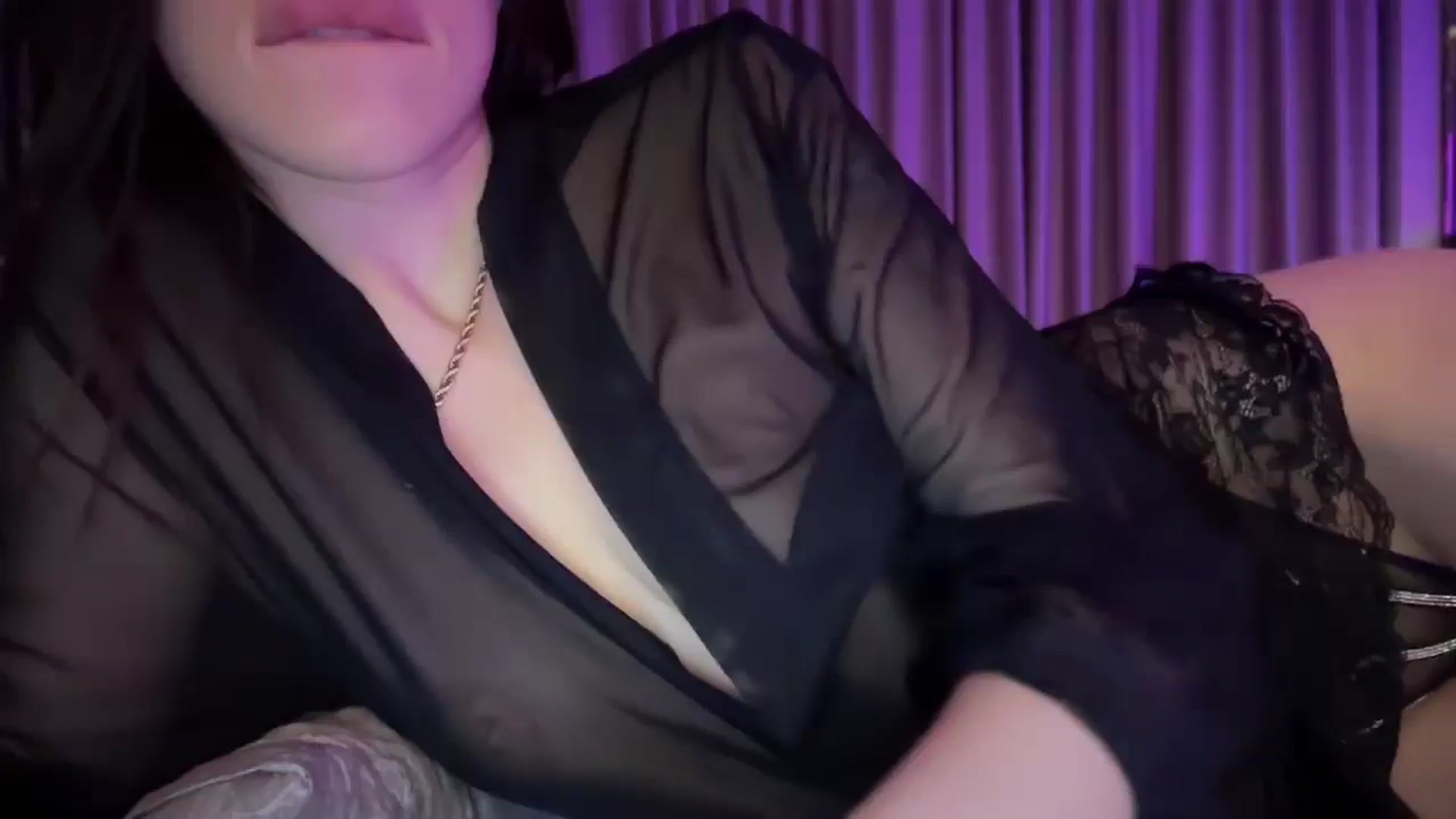 Gallery image thumbnail from UGLYGIRL_'s myfreecams stream on, 03/12/2025, 01:49 image 18 of 20