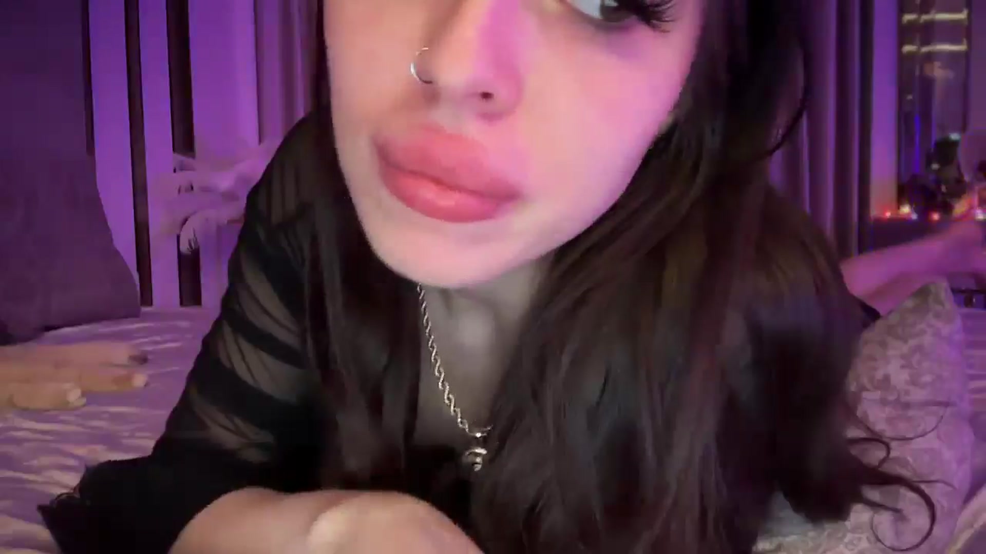 Gallery image thumbnail from UGLYGIRL_'s myfreecams stream on, 03/14/2025, 03:11 image 4 of 20