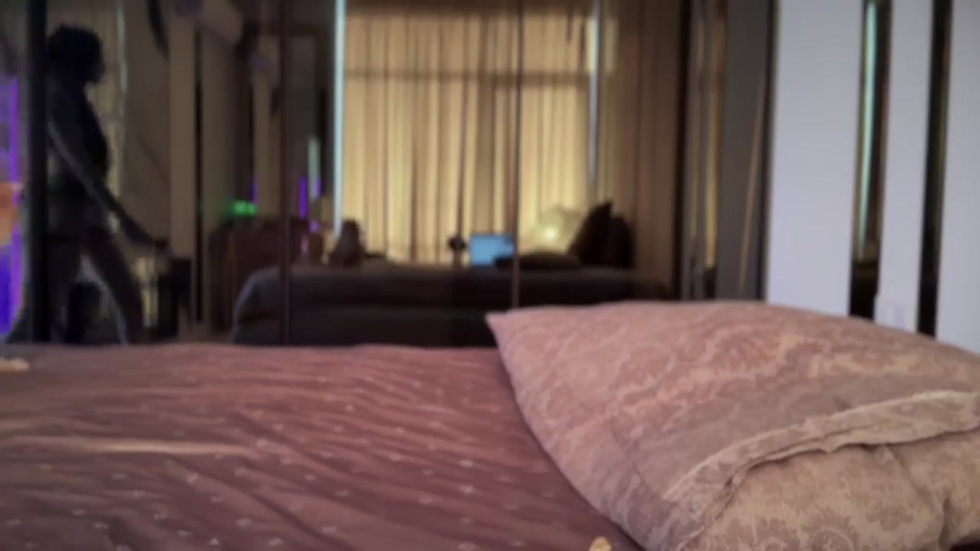 Gallery image thumbnail from UGLYGIRL_'s myfreecams stream on, 03/17/2025, 06:50 image 12 of 20