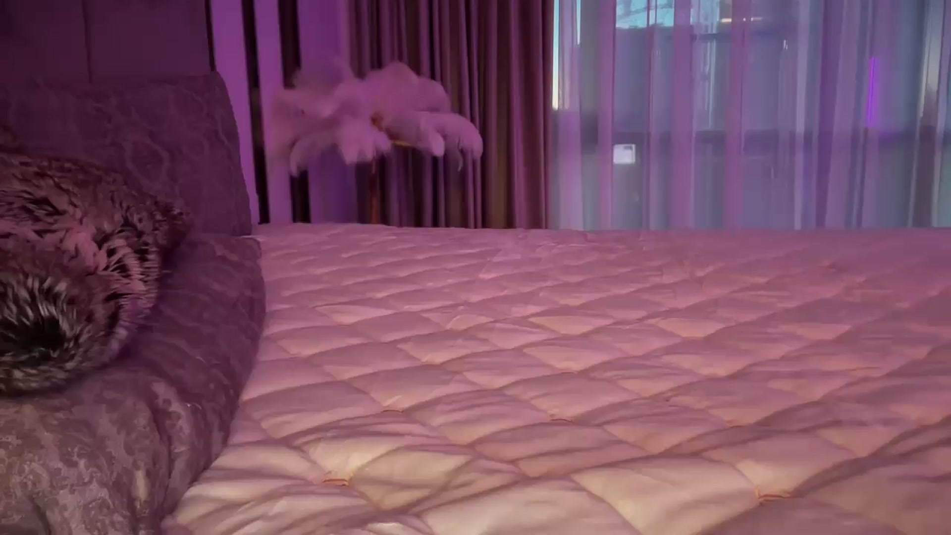 Gallery image thumbnail from UGLYGIRL_'s myfreecams stream on, 03/18/2025, 03:46 image 16 of 20