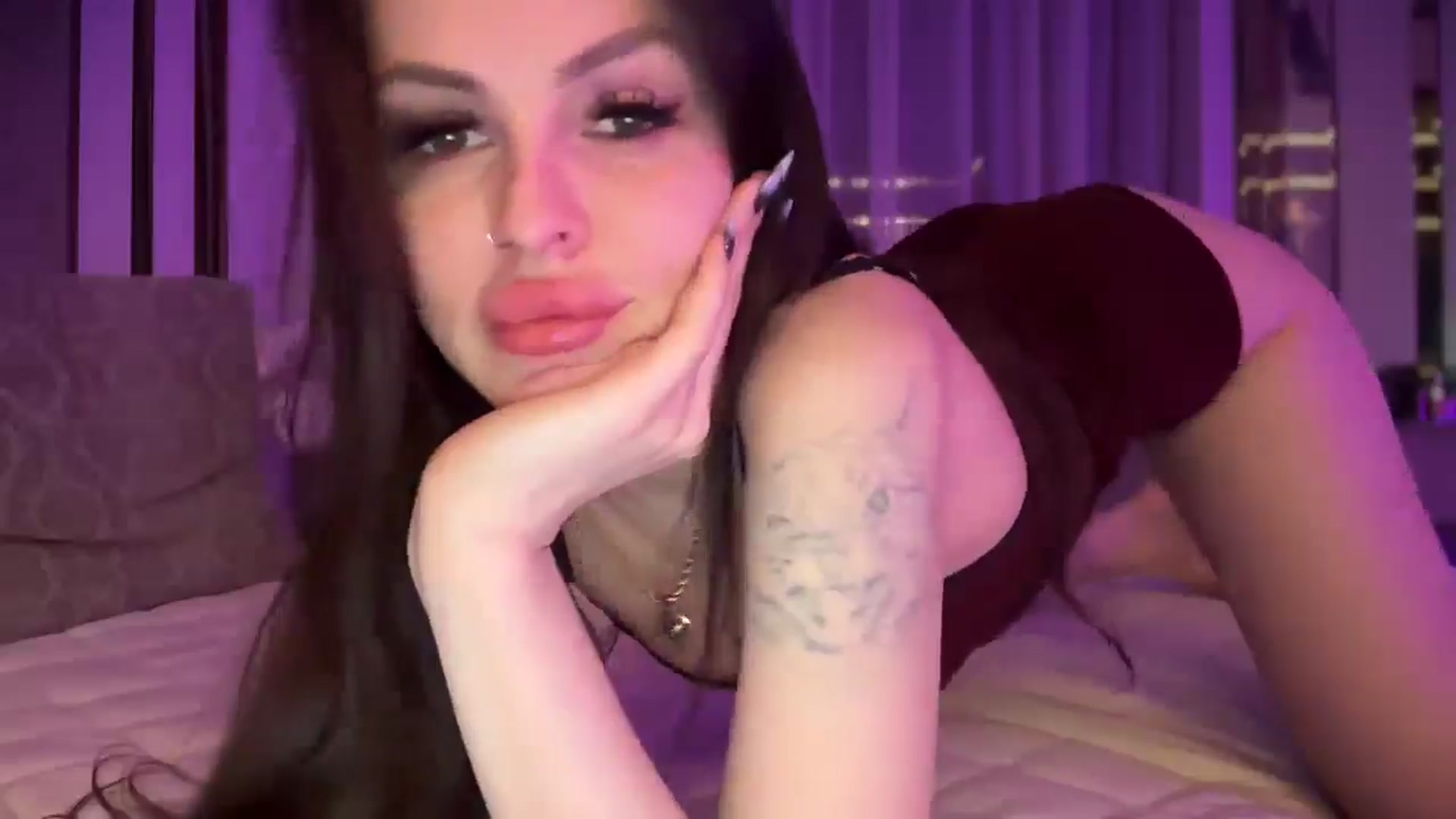Gallery image thumbnail from UGLYGIRL_'s myfreecams stream on, 03/19/2025, 02:59 image 6 of 20