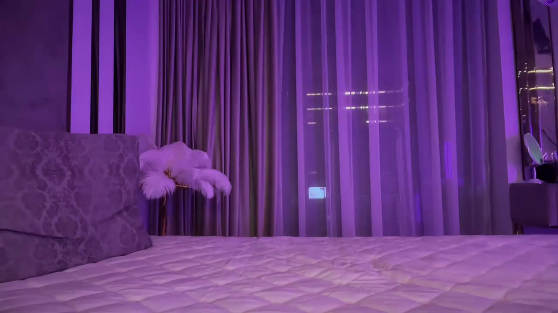 Gallery image thumbnail from UGLYGIRL_'s myfreecams stream on, 03/19/2025, 02:59 image 11 of 20