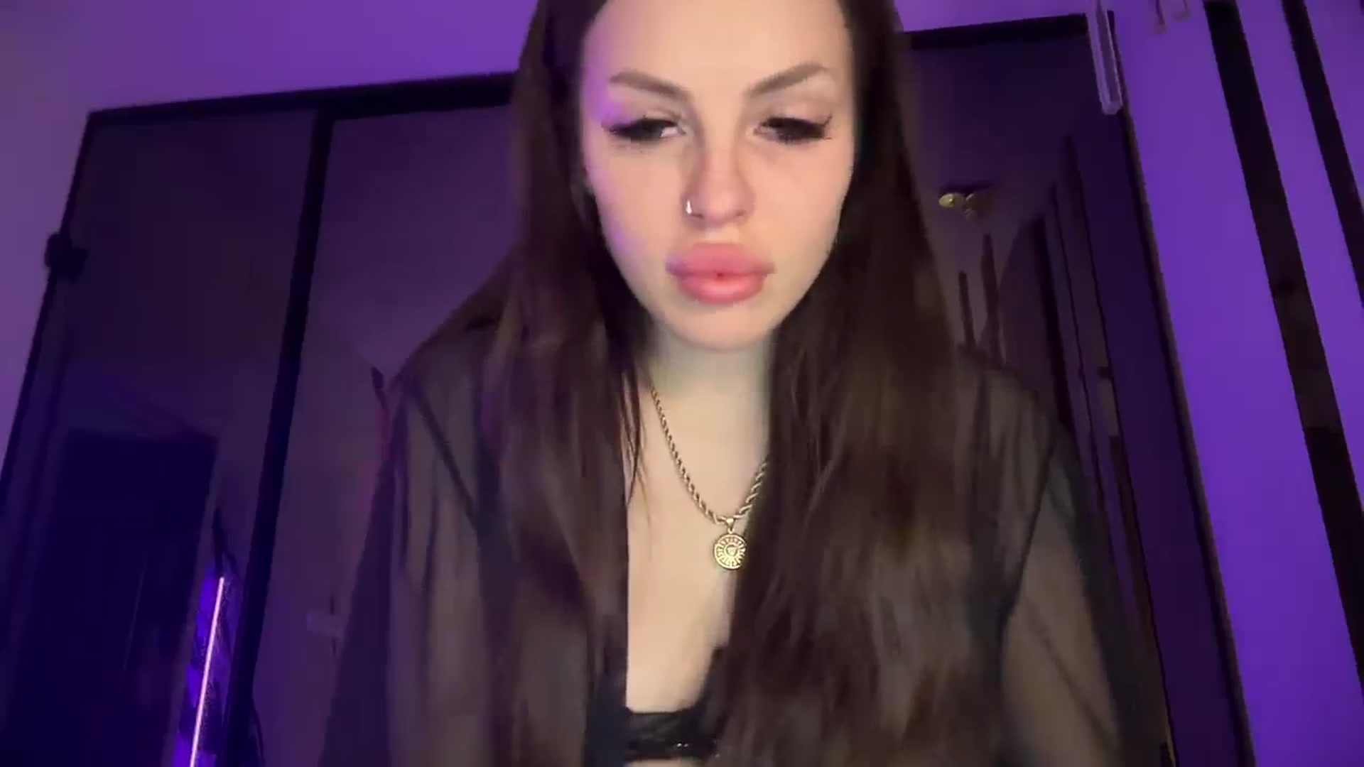 Gallery image thumbnail from UGLYGIRL_'s myfreecams stream on, 03/20/2025, 22:29 image 11 of 20