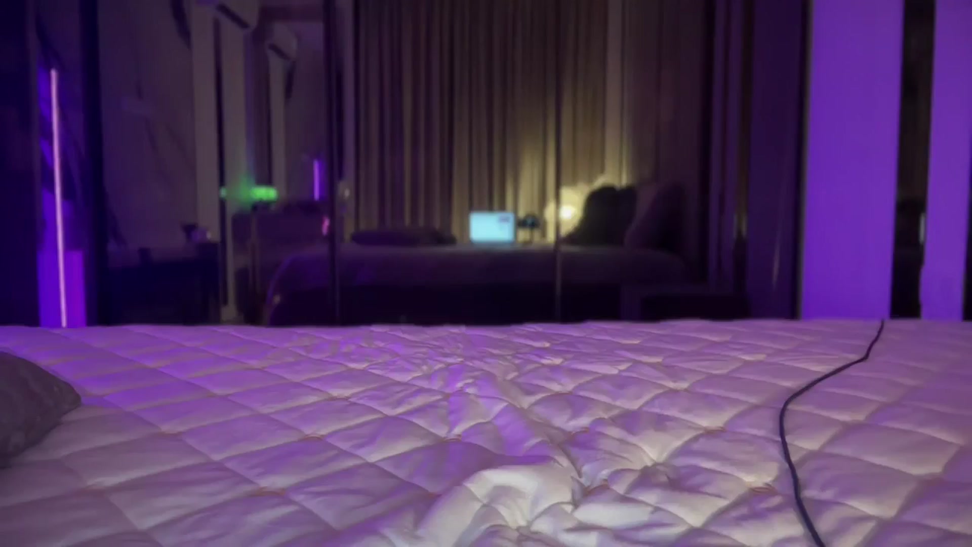 Gallery image thumbnail from UGLYGIRL_'s myfreecams stream on, 03/20/2025, 23:55 image 9 of 20