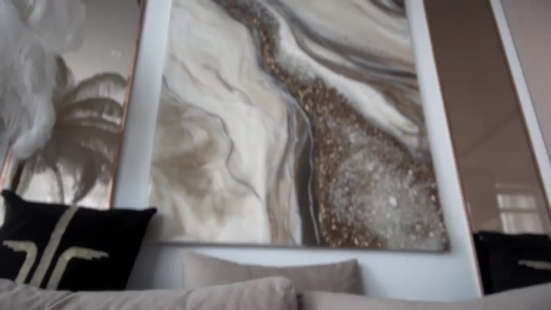 Gallery image thumbnail from UGLYGIRL_'s myfreecams stream on, 03/25/2025, 09:57 image 14 of 20