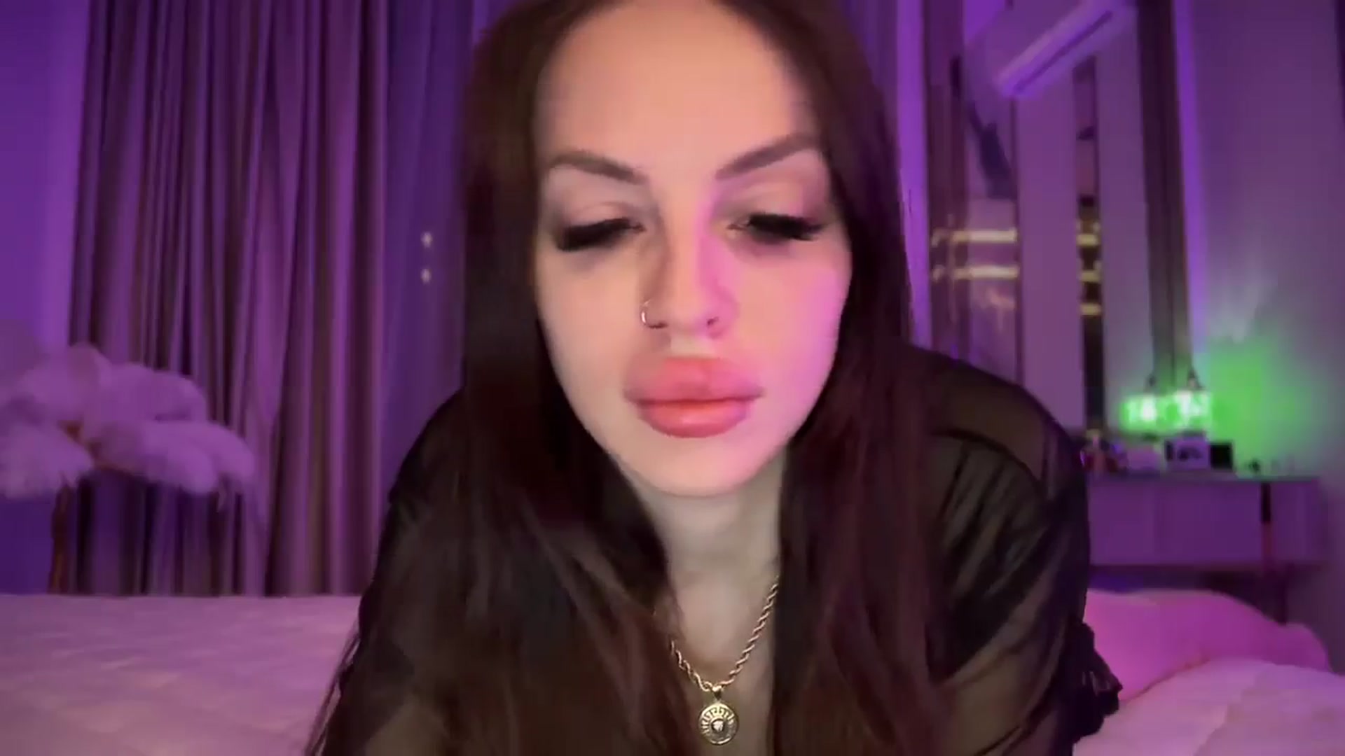 Gallery image thumbnail from UGLYGIRL_'s myfreecams stream on, 03/27/2025, 24:42 image 9 of 20