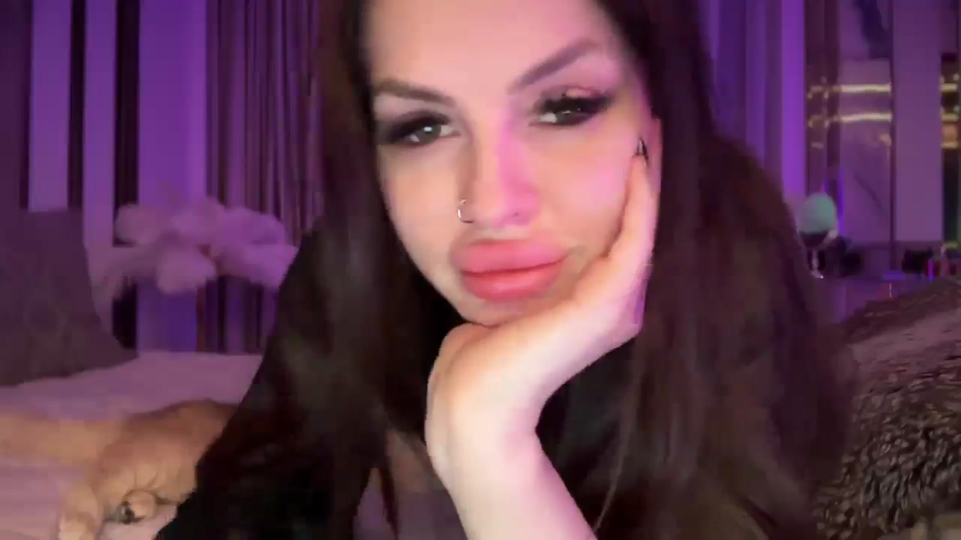 Gallery image thumbnail from UGLYGIRL_'s myfreecams stream on, 03/27/2025, 02:38 image 6 of 20