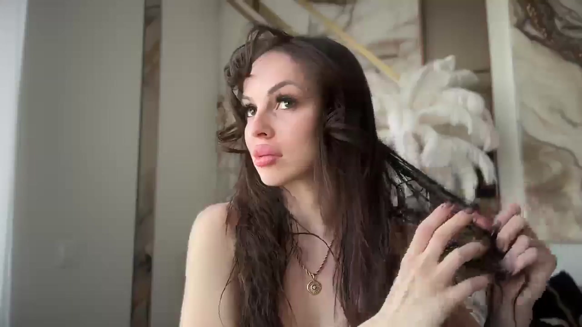 Gallery image thumbnail from UGLYGIRL_'s myfreecams stream on, 03/28/2025, 15:24 image 8 of 20