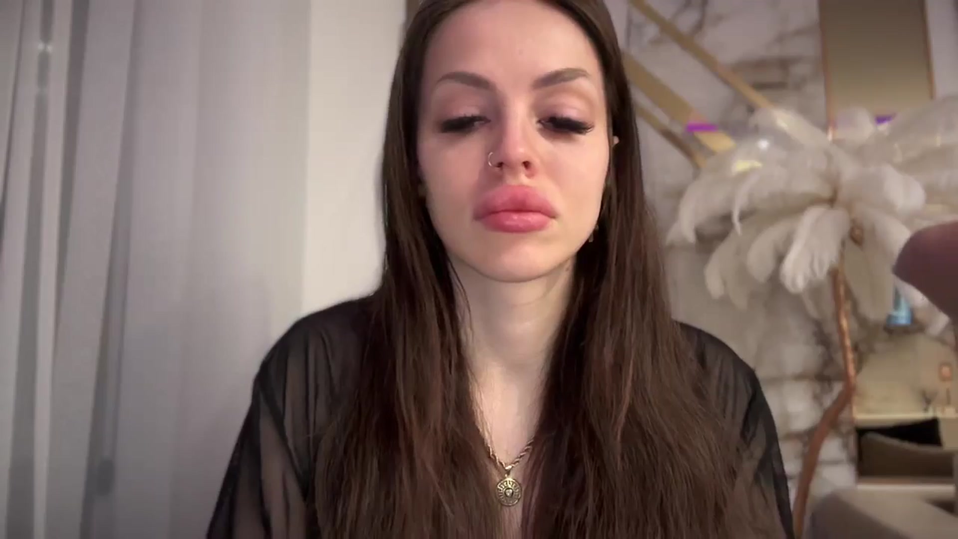 Gallery image thumbnail from UGLYGIRL_'s myfreecams stream on, 03/29/2025, 01:50 image 2 of 20