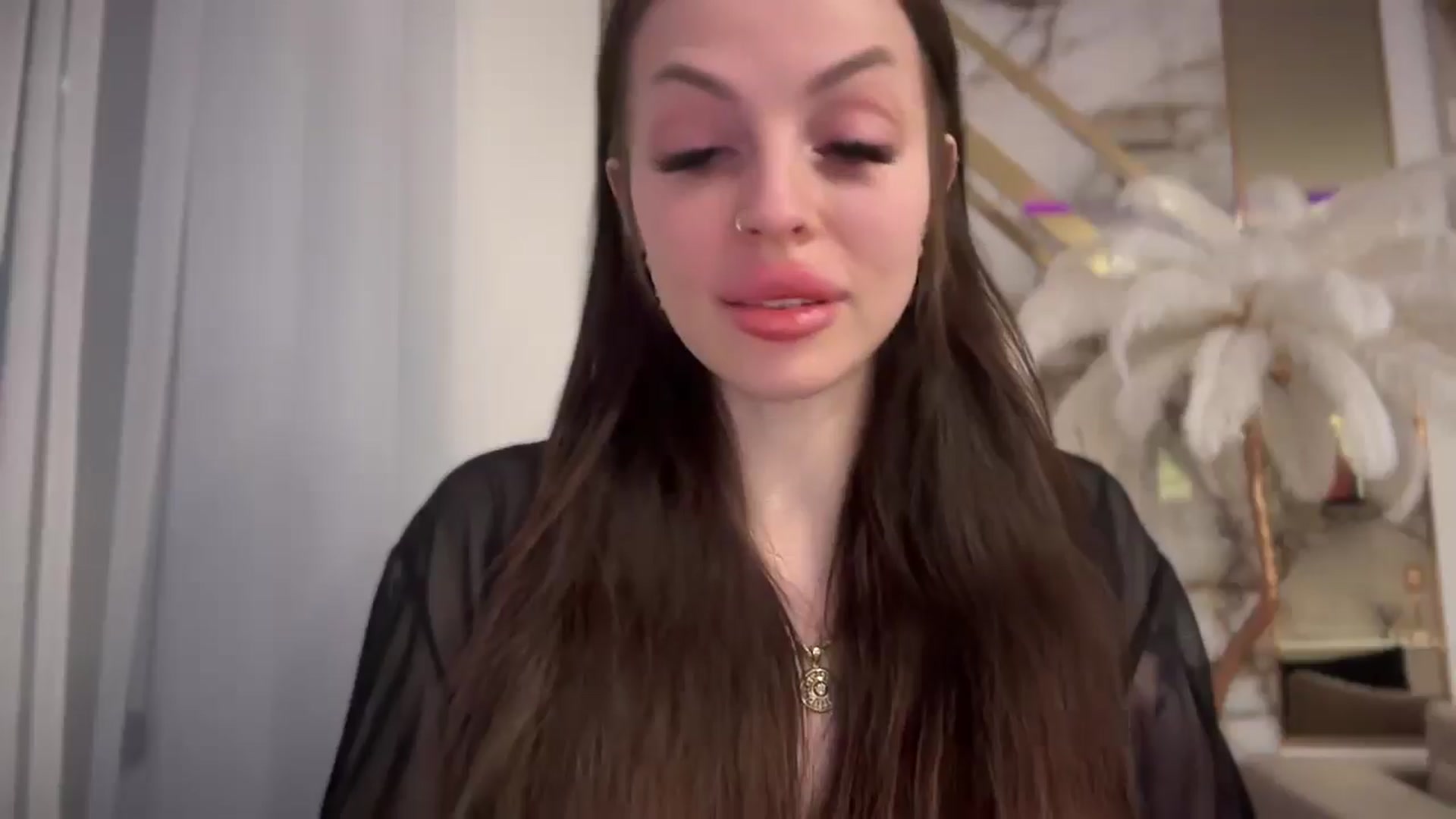 Gallery image thumbnail from UGLYGIRL_'s myfreecams stream on, 03/29/2025, 03:37 image 9 of 20