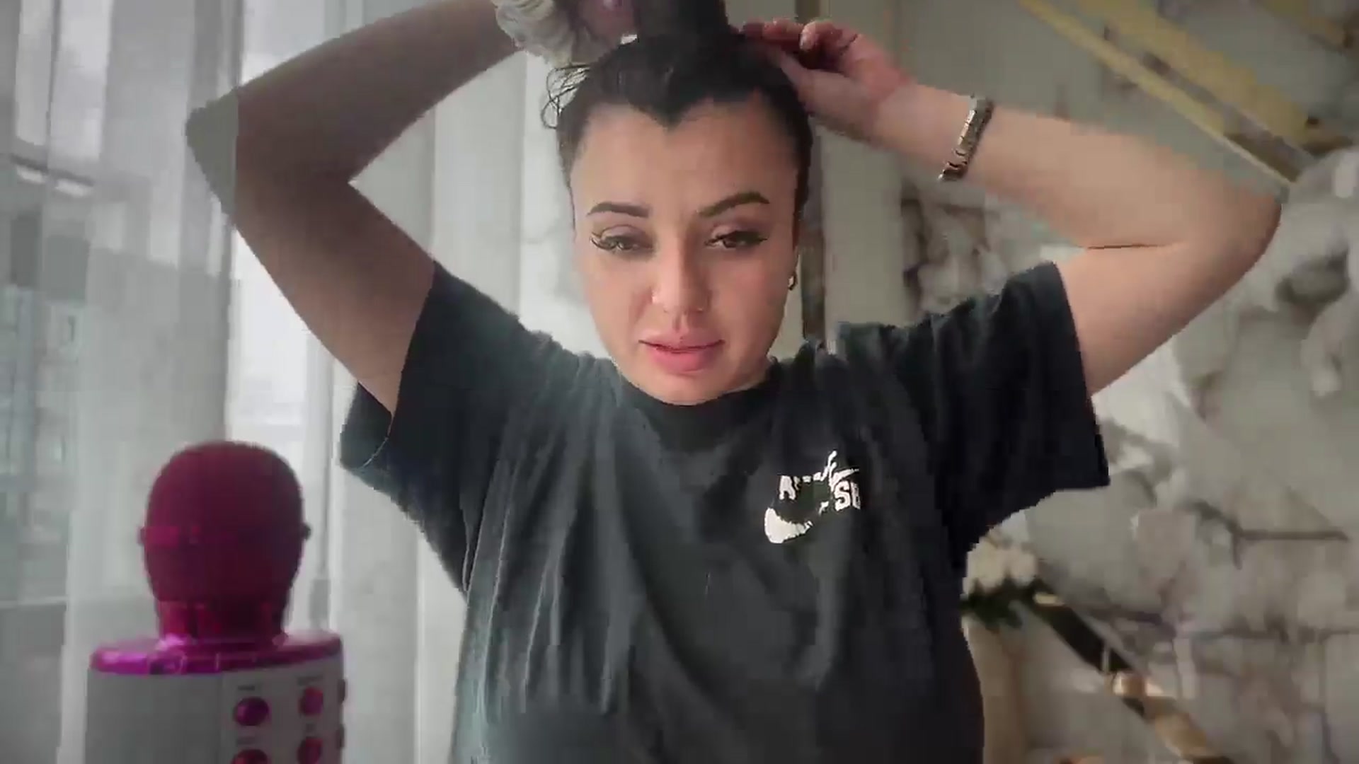 Gallery image thumbnail from UGLYGIRL_'s myfreecams stream on, 03/30/2025, 09:05 image 18 of 20