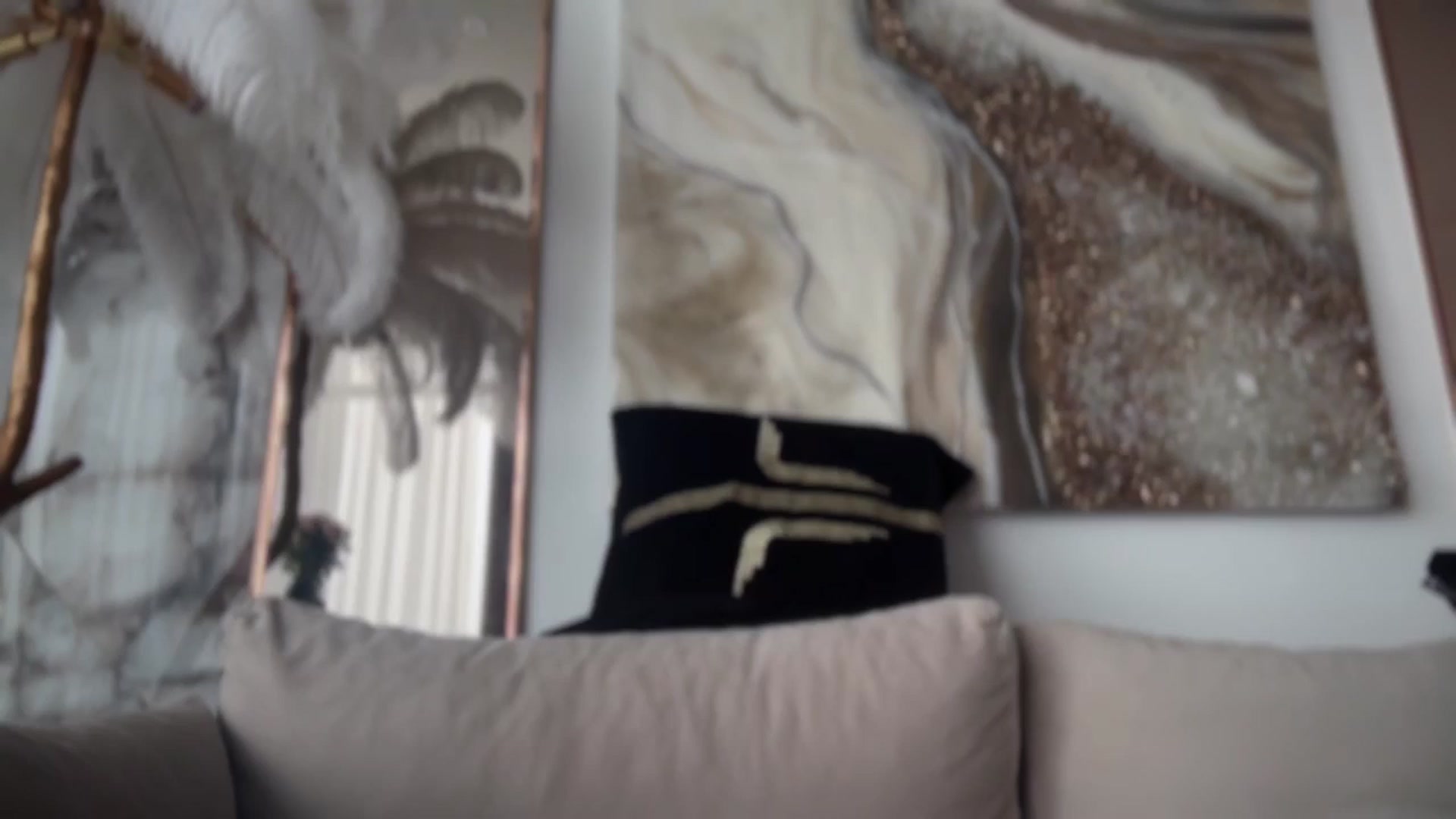 Gallery image thumbnail from UGLYGIRL_'s myfreecams stream on, 03/31/2025, 07:06 image 6 of 20