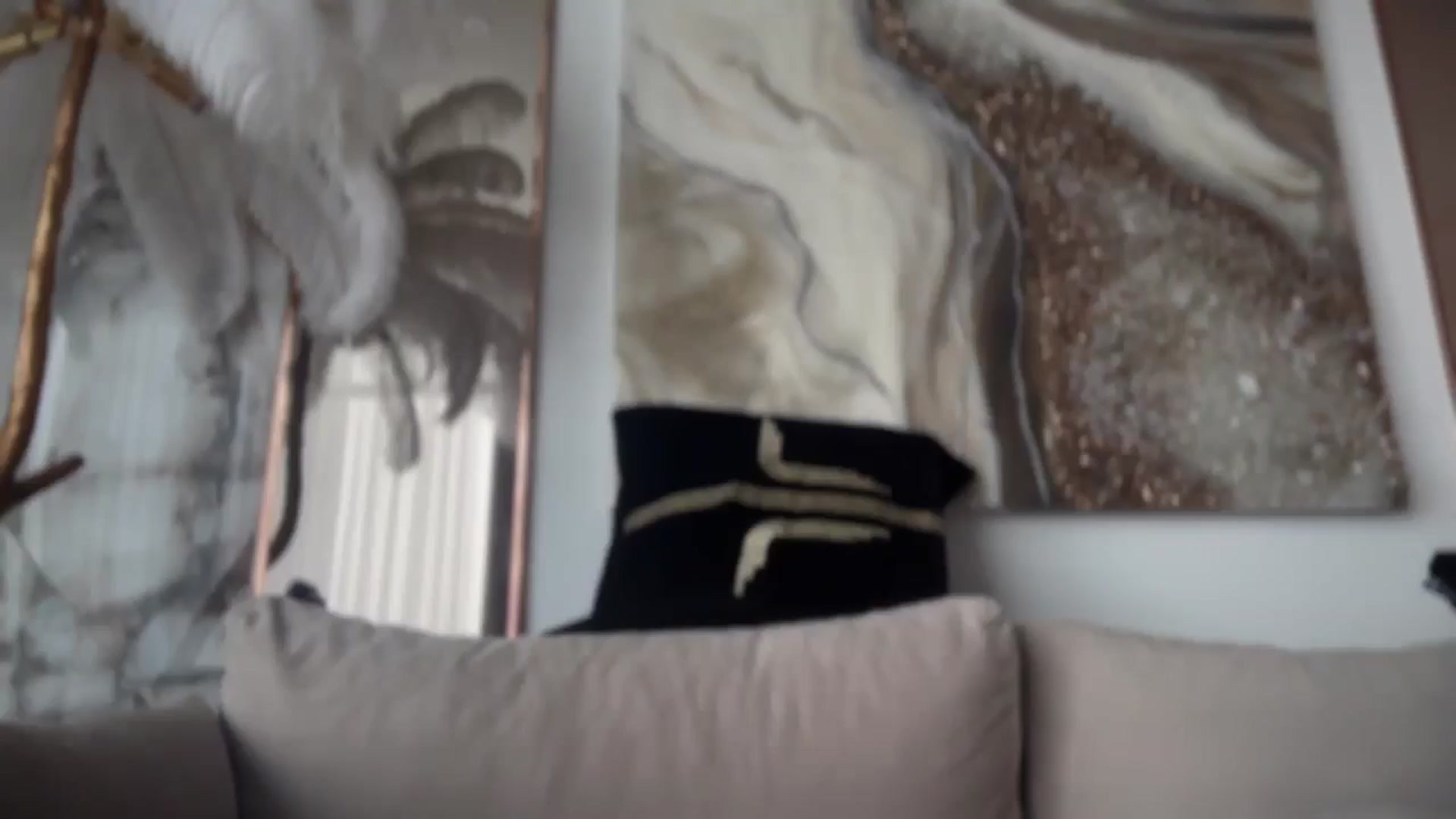 Gallery image thumbnail from UGLYGIRL_'s myfreecams stream on, 03/31/2025, 07:06 image 3 of 20