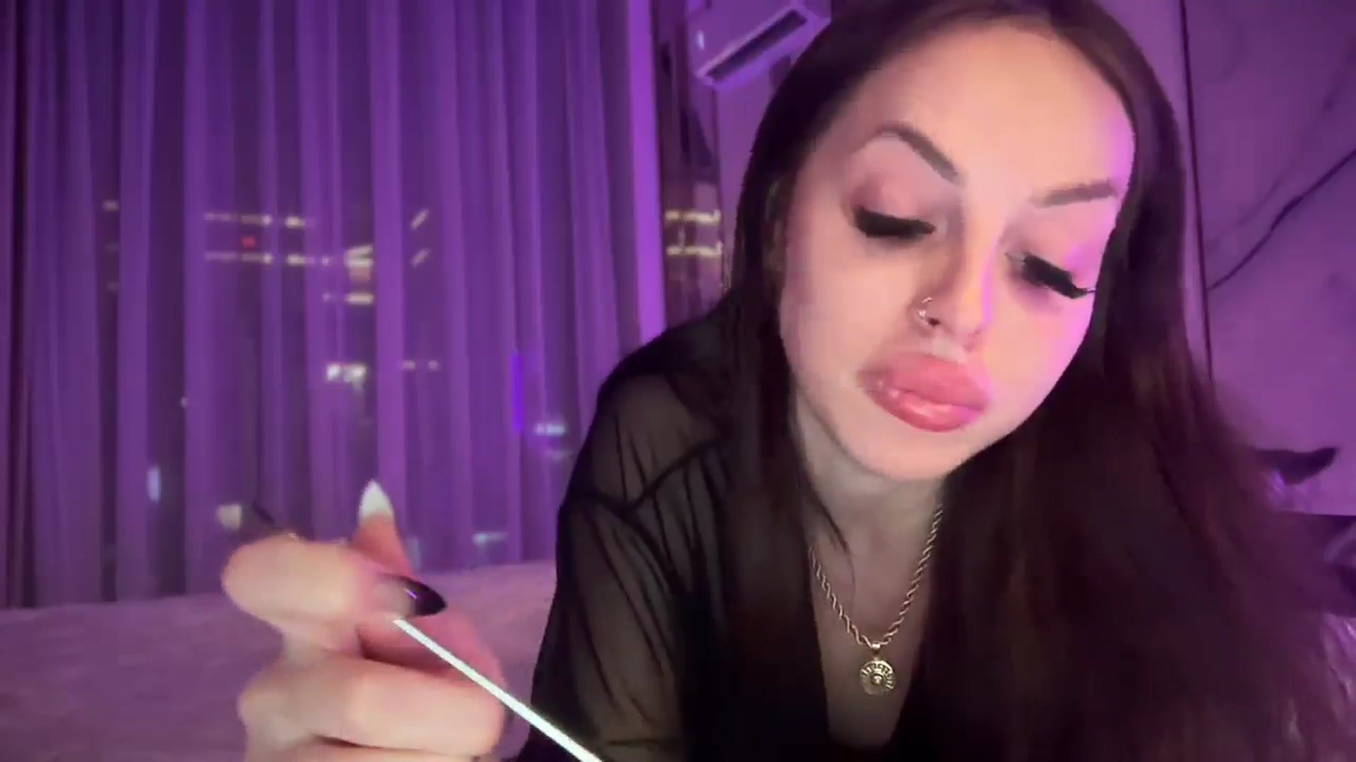 Gallery image thumbnail from UGLYGIRL_'s myfreecams stream on, 03/31/2025, 19:14 image 5 of 20
