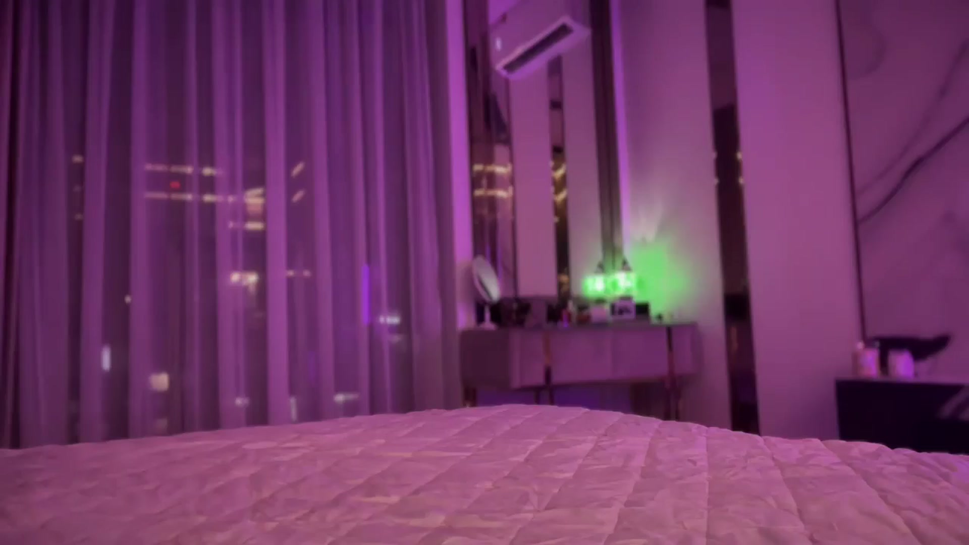 Gallery image thumbnail from UGLYGIRL_'s myfreecams stream on, 03/31/2025, 19:14 image 9 of 20