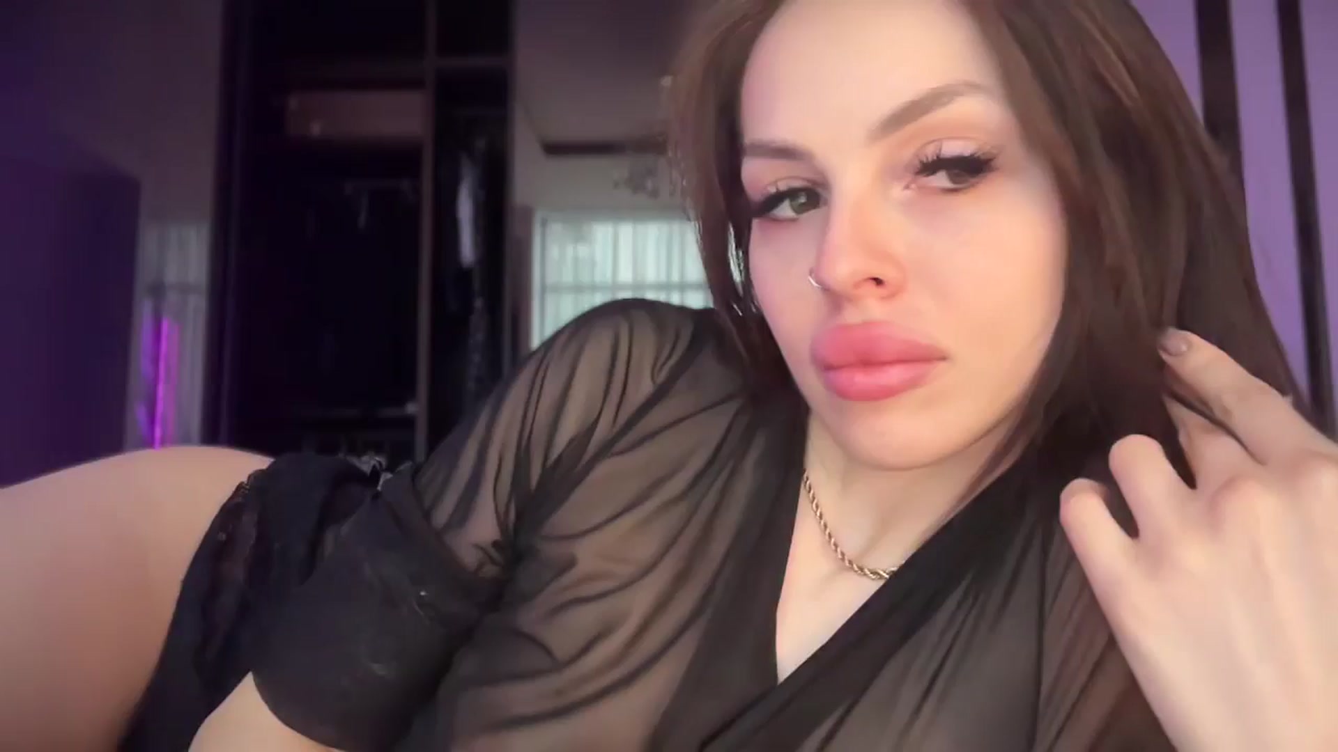 Gallery image thumbnail from UGLYGIRL_'s myfreecams stream on, 04/01/2025, 06:18 image 6 of 20