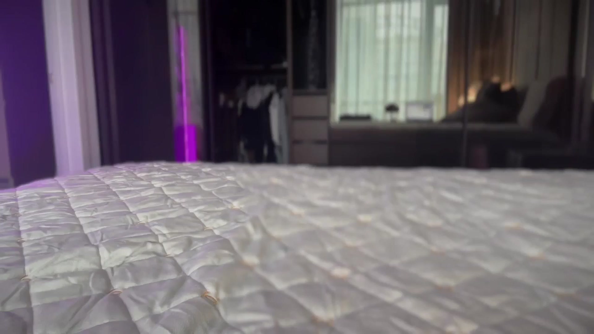 Gallery image thumbnail from UGLYGIRL_'s myfreecams stream on, 04/01/2025, 07:59 image 4 of 20
