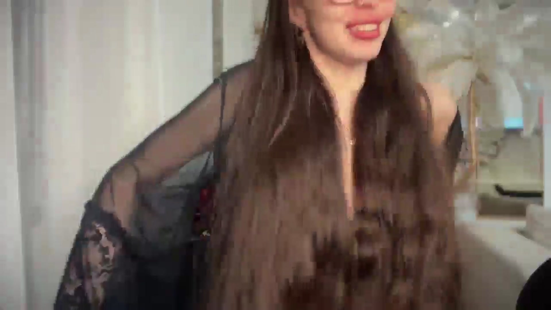Gallery image thumbnail from UGLYGIRL_'s myfreecams stream on, 04/04/2025, 23:23 image 9 of 20