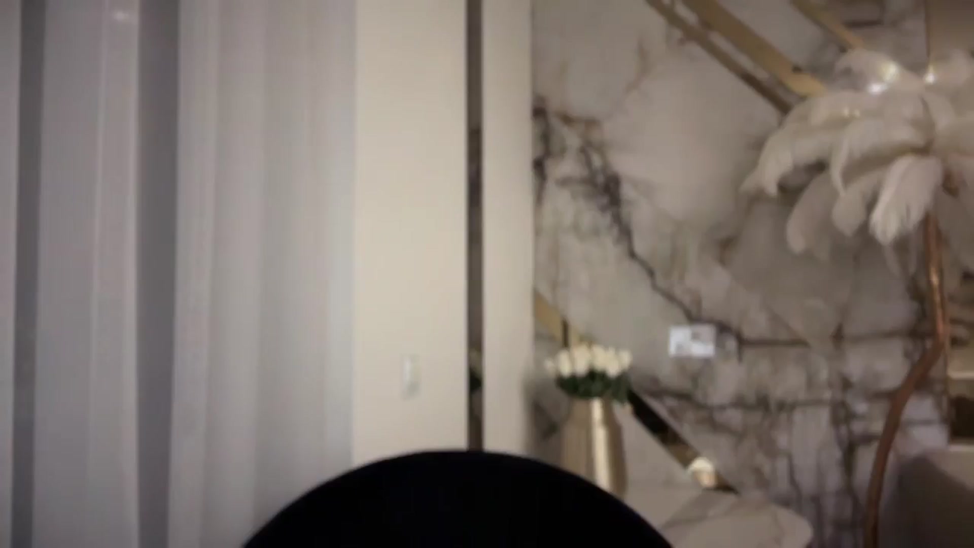 Gallery image thumbnail from UGLYGIRL_'s myfreecams stream on, 04/05/2025, 22:04 image 1 of 20