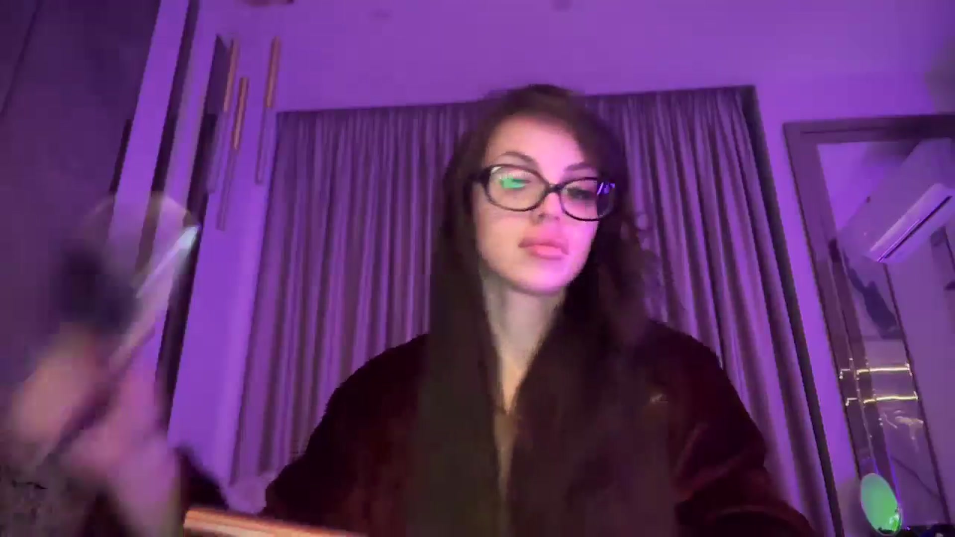 Gallery image thumbnail from UGLYGIRL_'s myfreecams stream on, 04/07/2025, 03:35 image 5 of 20