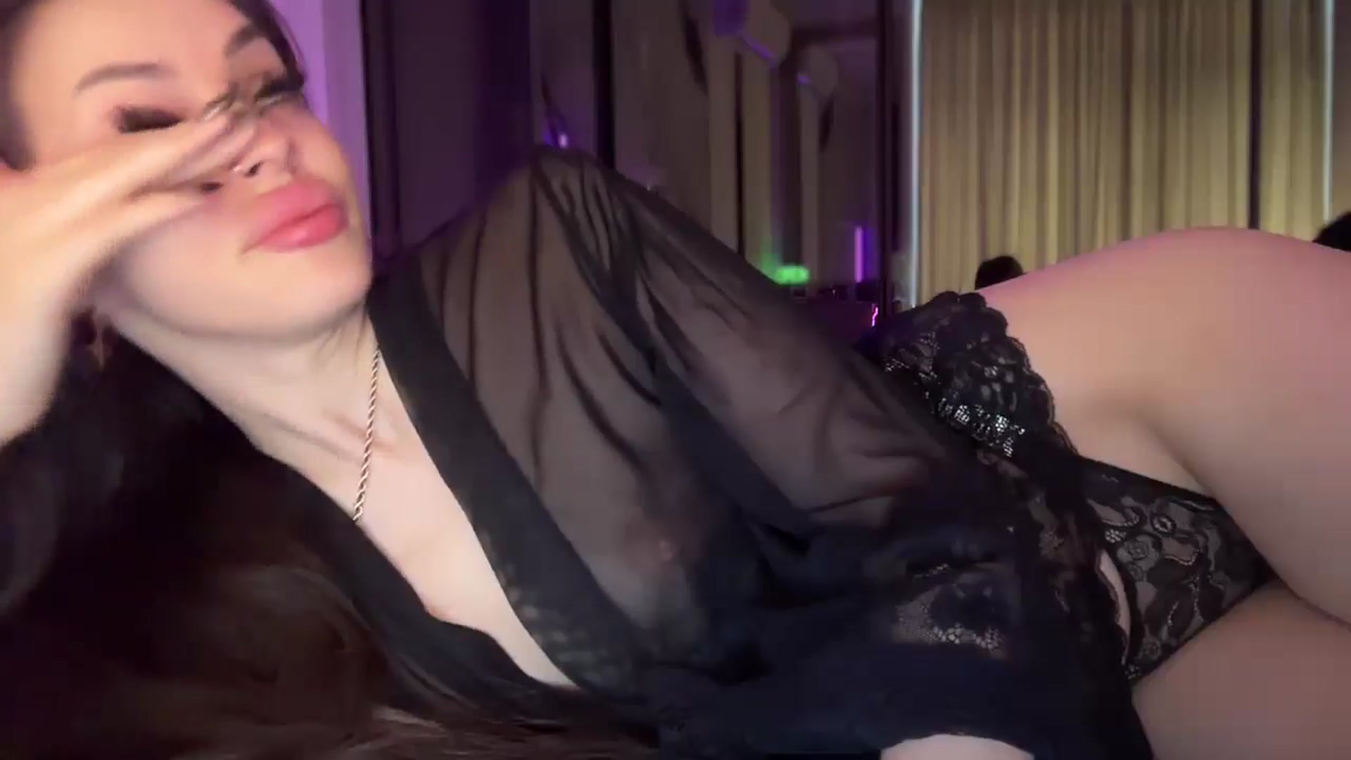 Gallery image thumbnail from UGLYGIRL_'s myfreecams stream on, 04/07/2025, 07:15 image 2 of 20