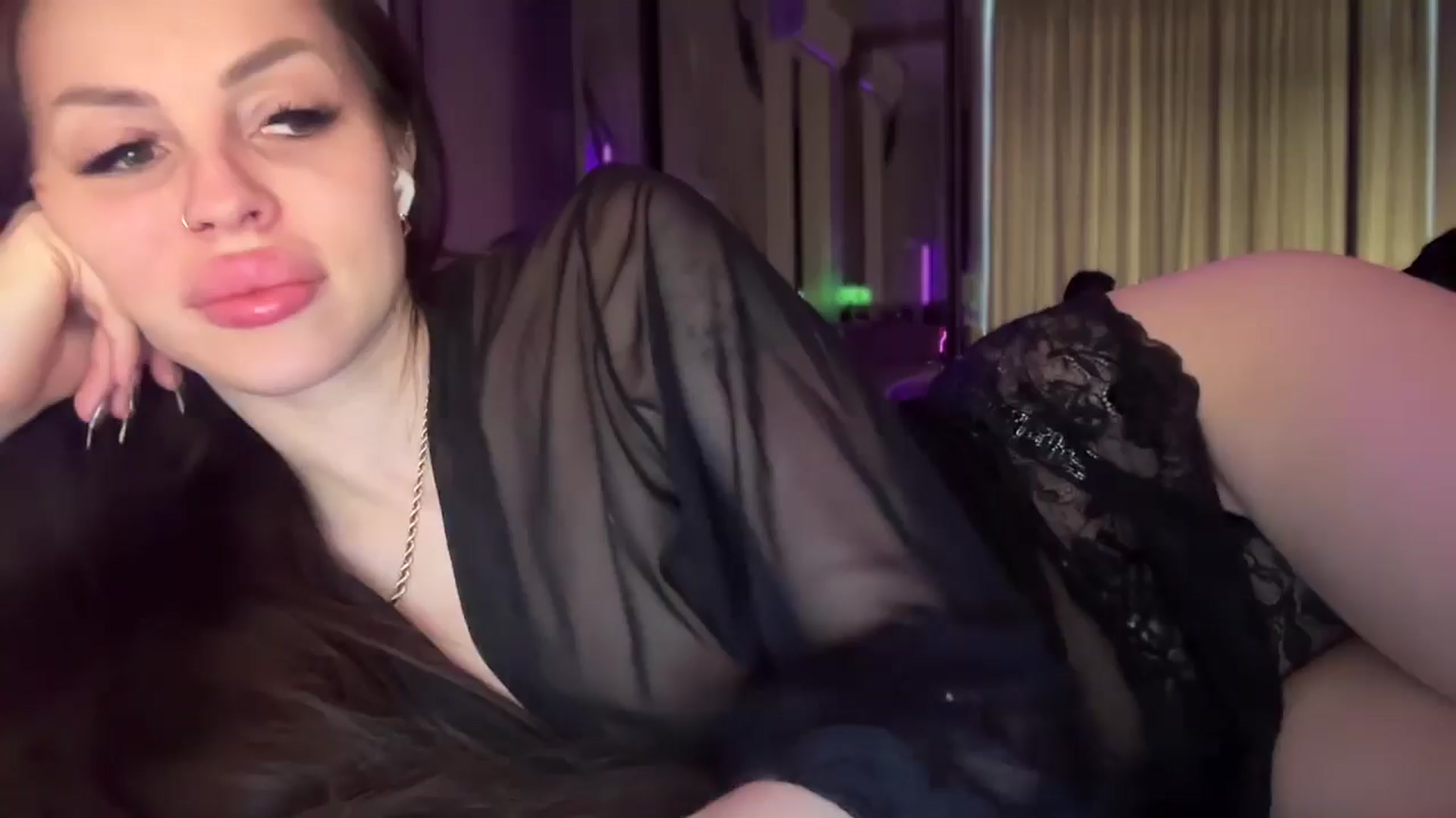 Gallery image thumbnail from UGLYGIRL_'s myfreecams stream on, 04/07/2025, 07:15 image 1 of 20
